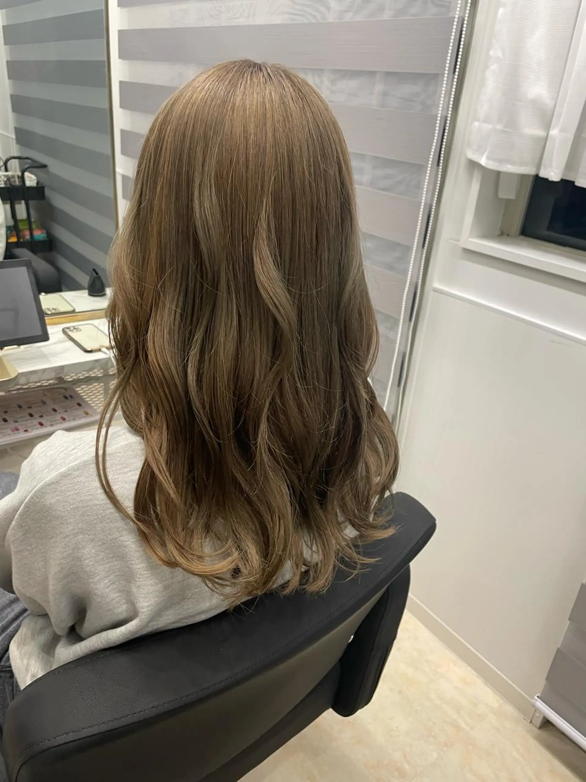 ロング カラー ヘアアレンジ ヘアカラー トリートメント like みやびのヘアスタイル
