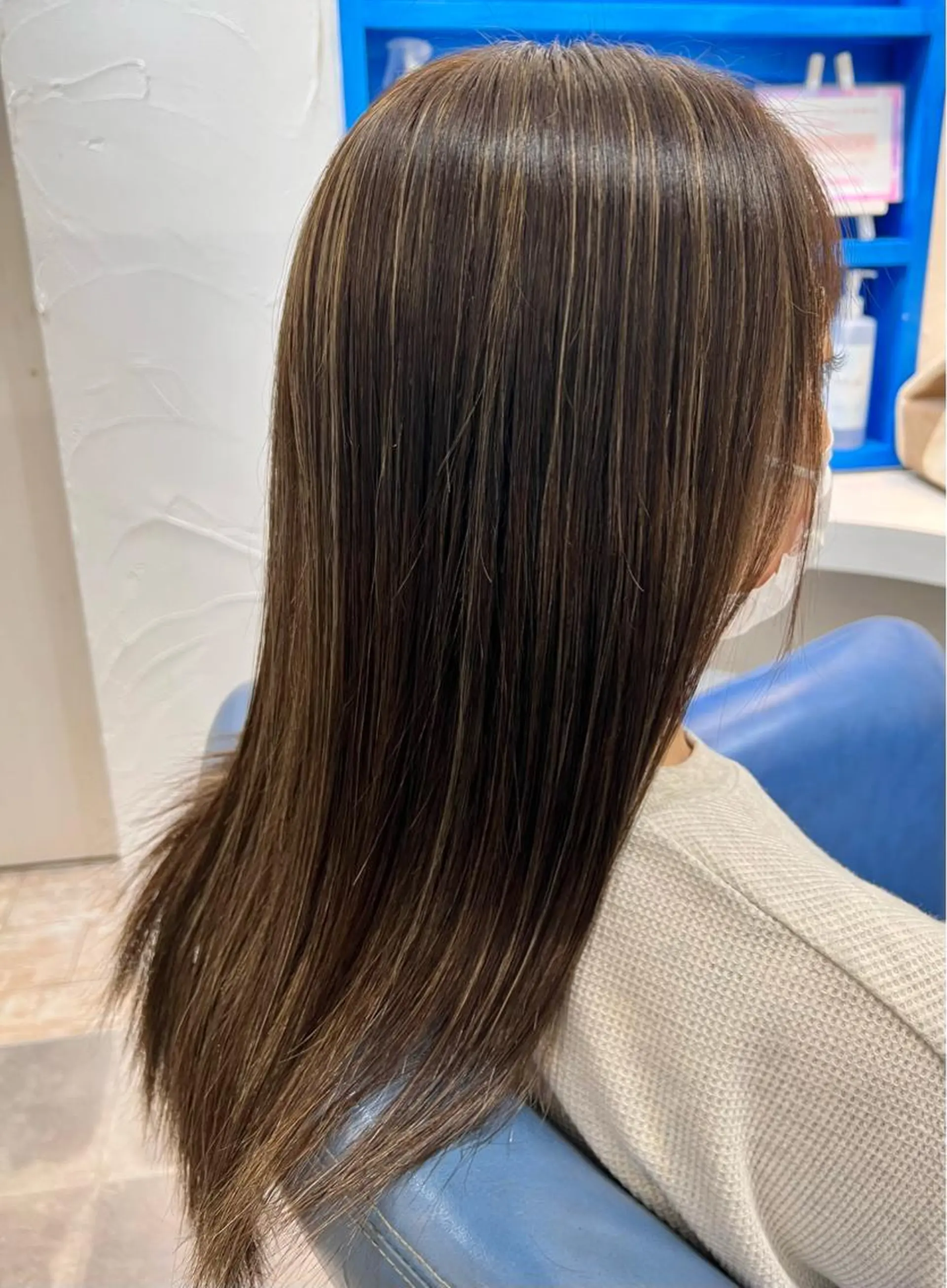 セミロング カラー ハイライトカラー ハイライト カット ヘアカラー uros.所属・インナー/エクステ/ パーマ🌞イトウセナのヘアスタイル