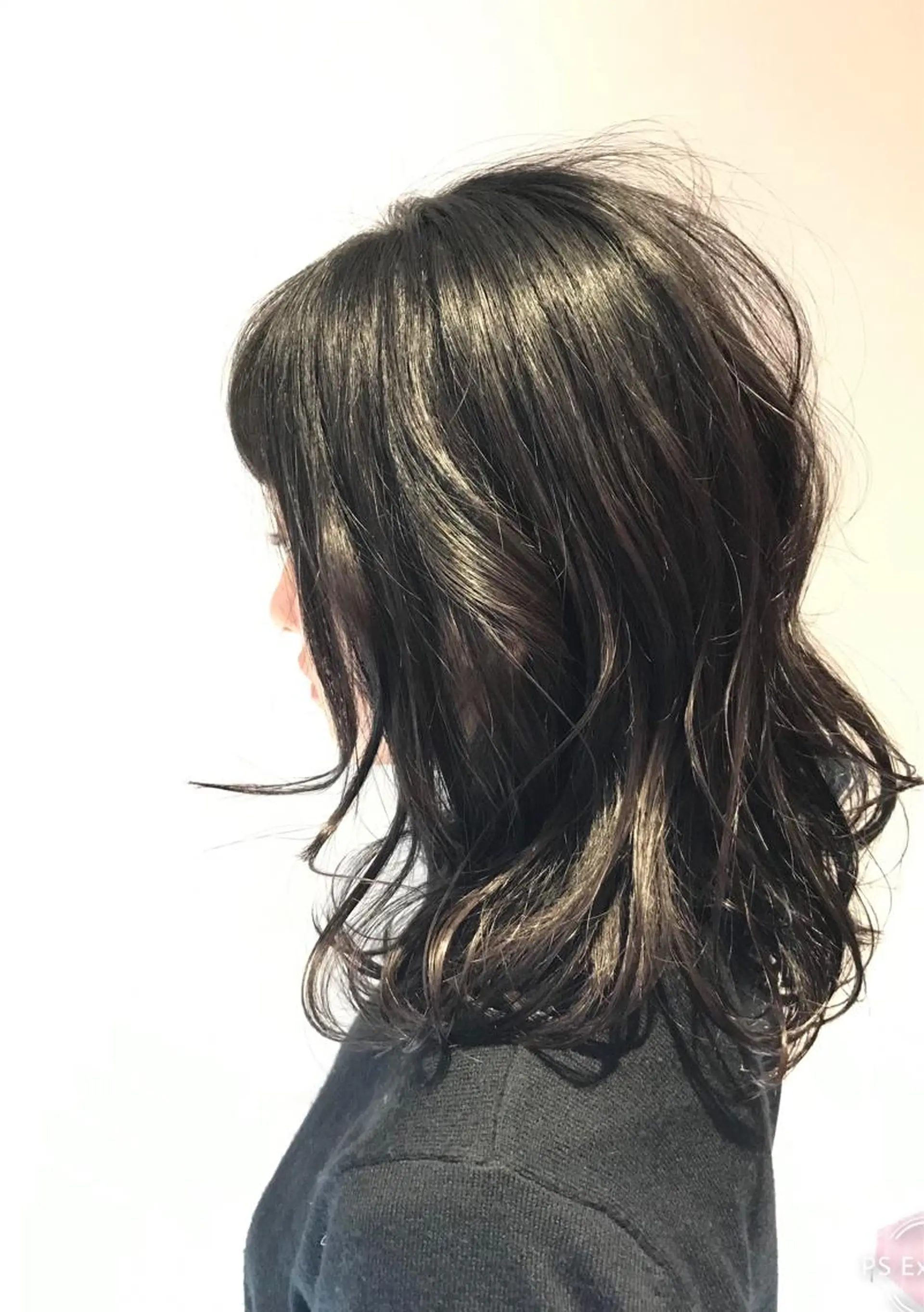 セミロング BIANCO北堀江 AKANEのヘアスタイル