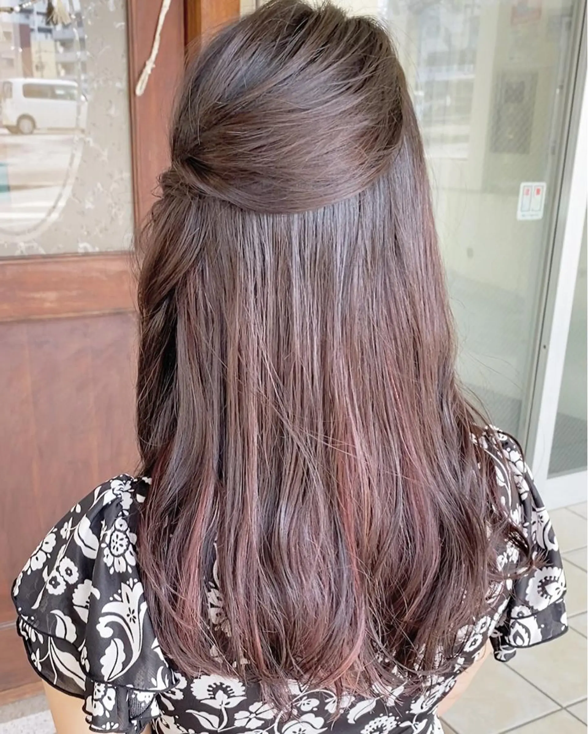 ミディアム カラー ハイライトカラー ハイライト カット ヘアカラー grand juteのヘアスタイル