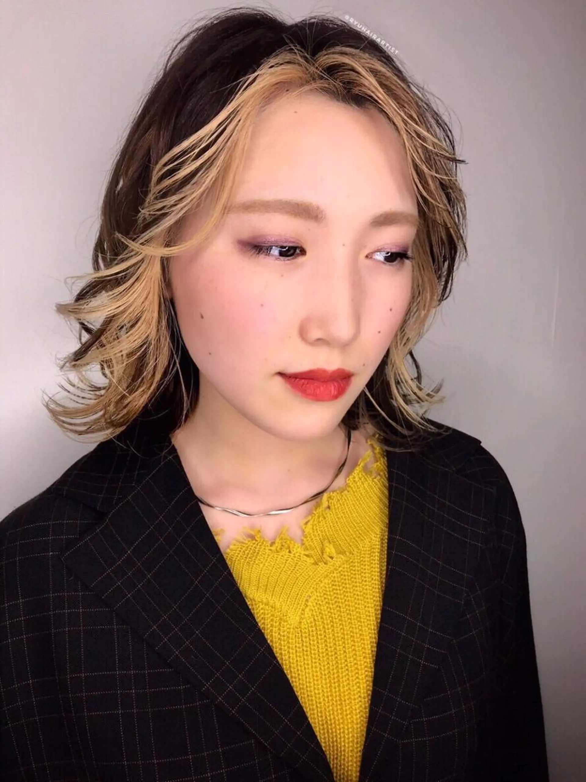 ミディアム カラー インナーカラー ヘアカラー 戸村 世奈のヘアスタイル