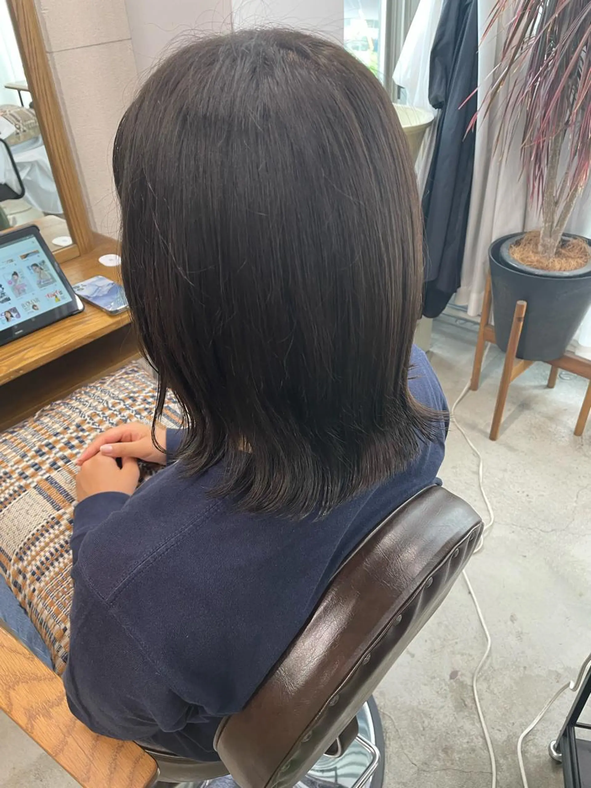 ミディアム カラー アッシュ 透明感カラー ヘアカラー CEINE OUR ‪🍒なつきのヘアスタイル