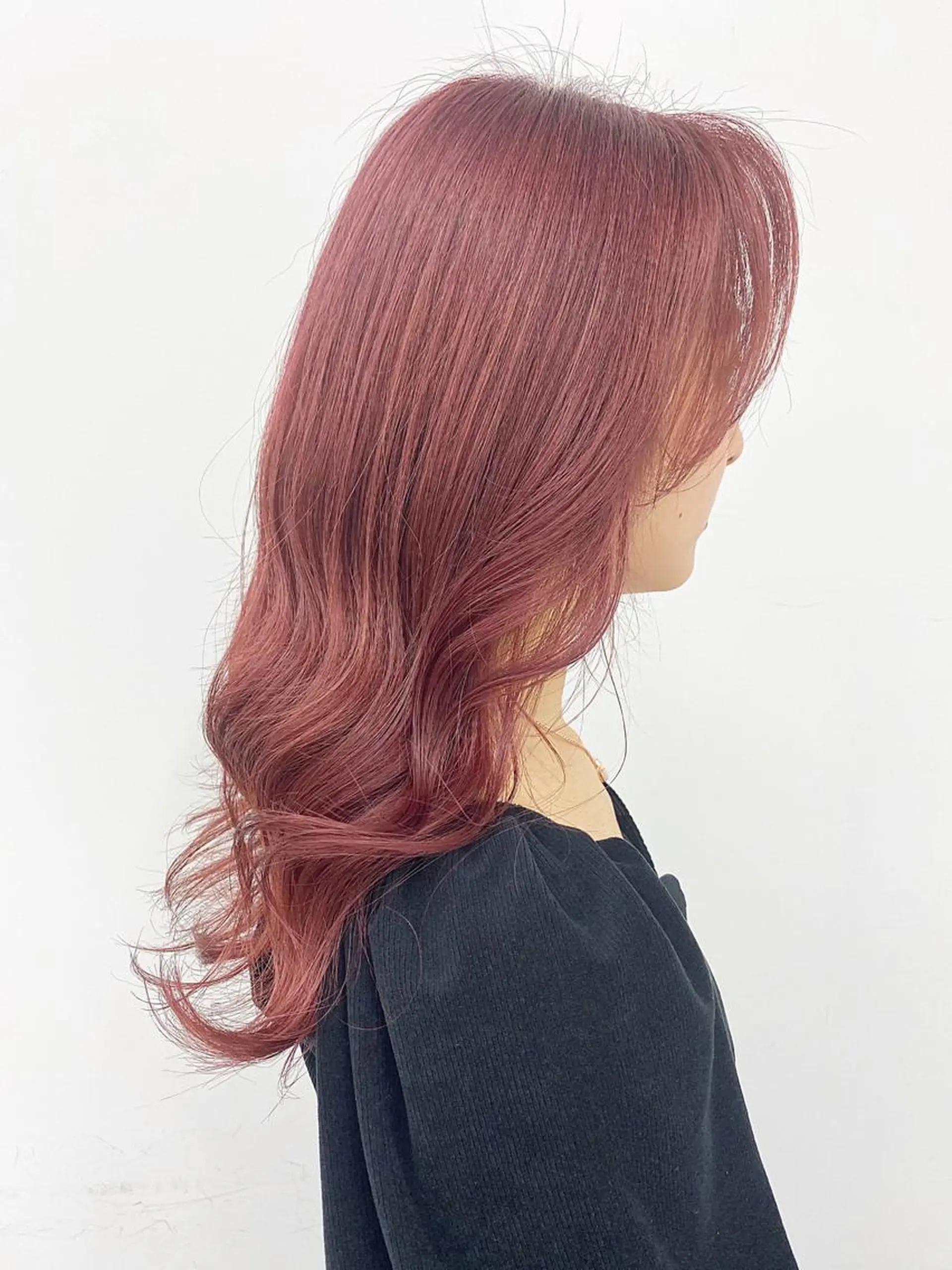 ロング カラー ヘアアレンジ ブリーチ ピンクカラー ヘアカラー トリートメント ヘアセット レイヤー/ハイトーン 🧸SENAのヘアスタイル