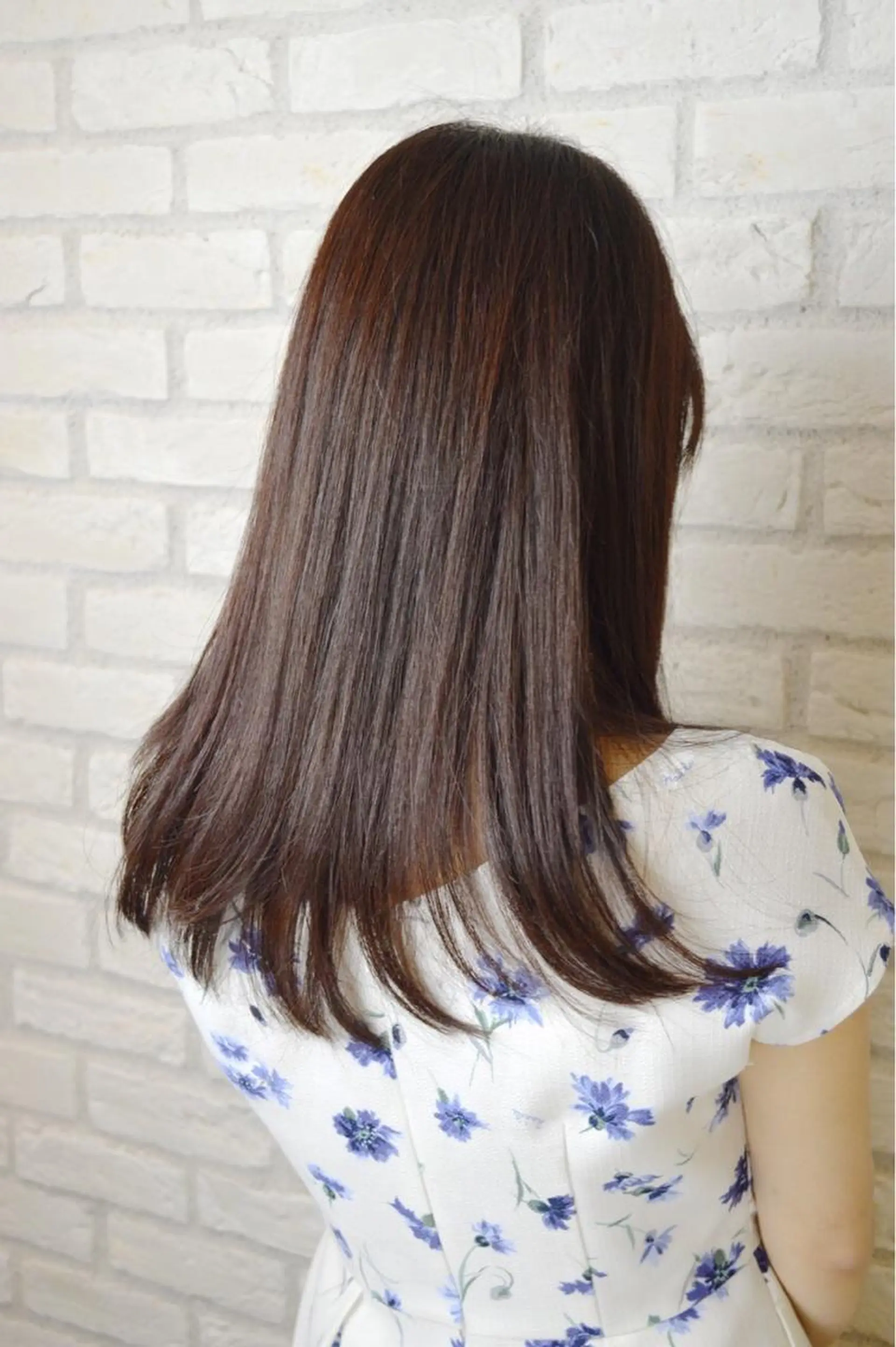 ロング カラー カット 縮毛矯正 トリートメント 清水 有実子のヘアスタイル