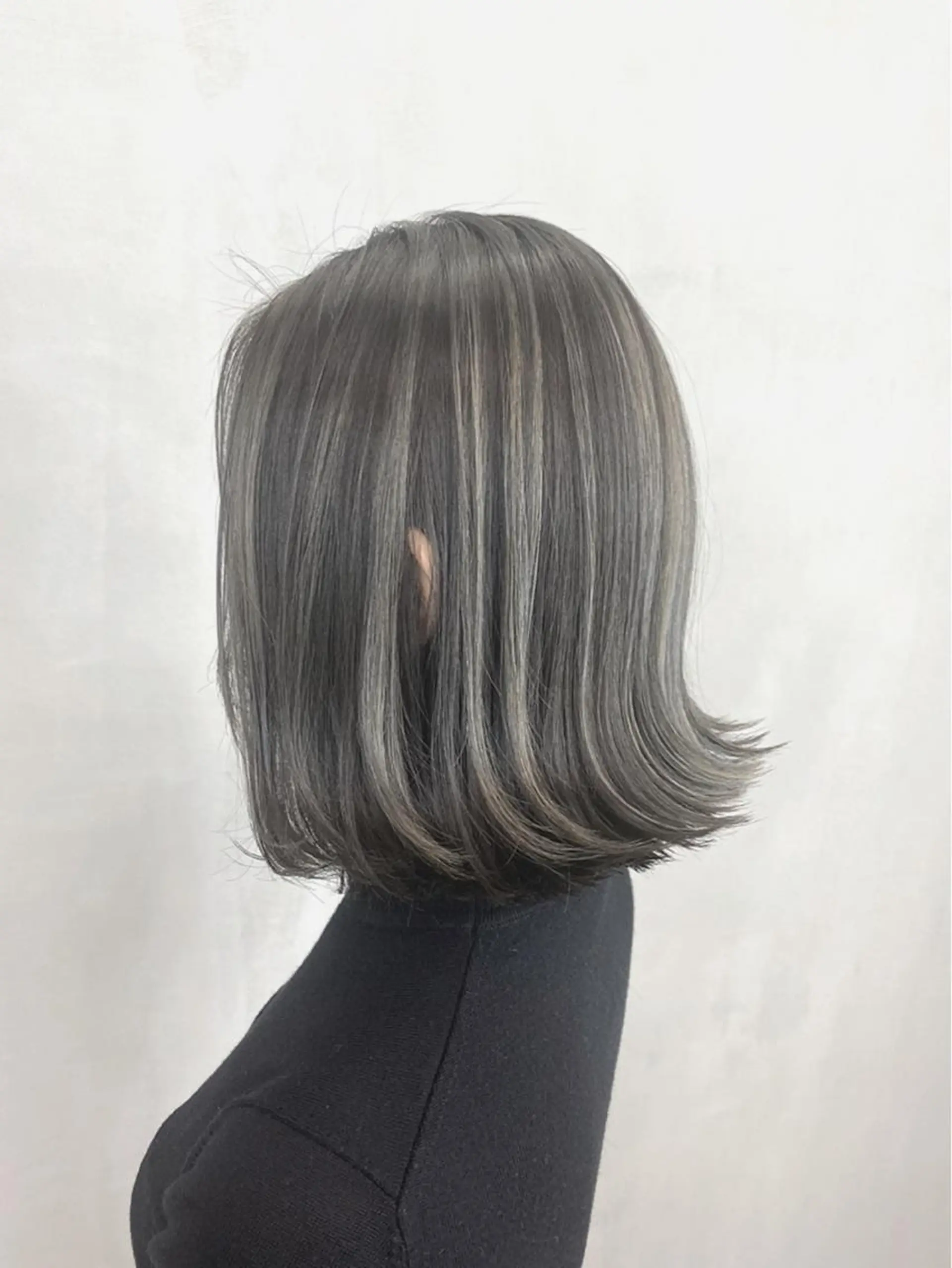 カラー グレージュ MUK ムクのヘアスタイル