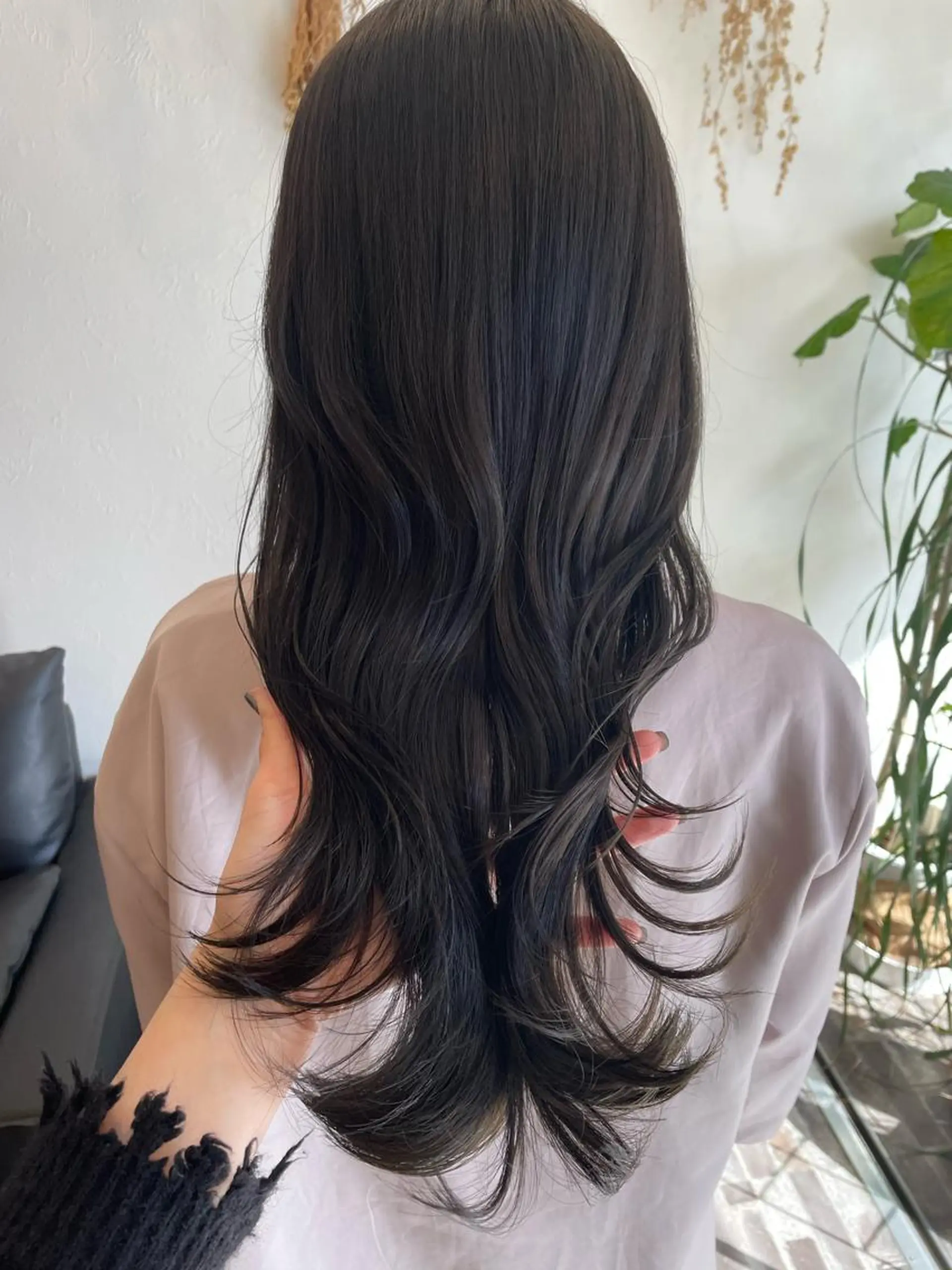 ロング カラー ブリーチ 透明感カラー ブリーチなしカラー オリーブカラー ヘアカラー トリートメント m ā l o.🌷 サカモトマイコのヘアスタイル