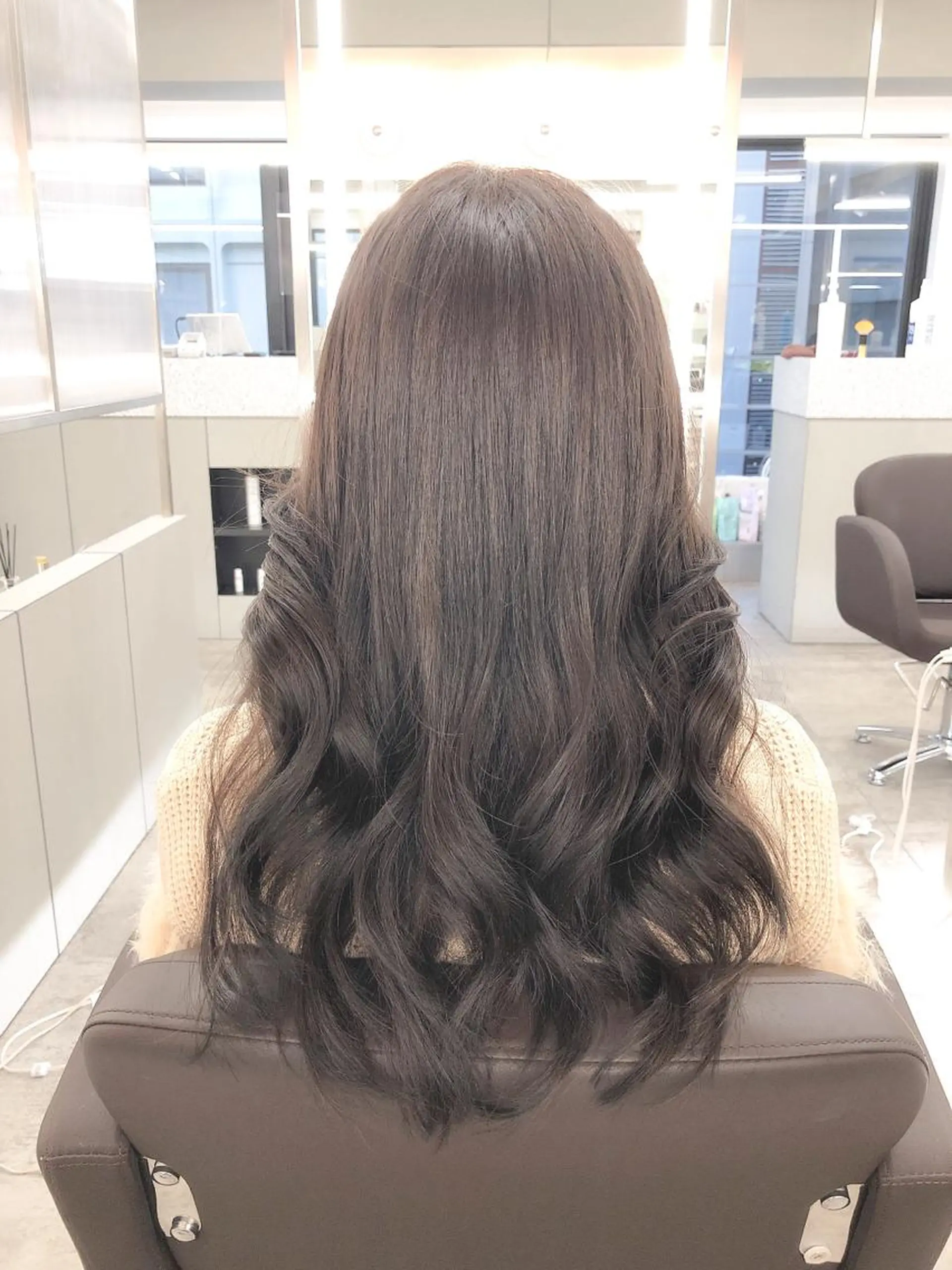 セミロング 外国人風カラー カット ヘアカラー トリートメント 【愛され小顔カット】 YOSHIKIヘアのヘアスタイル