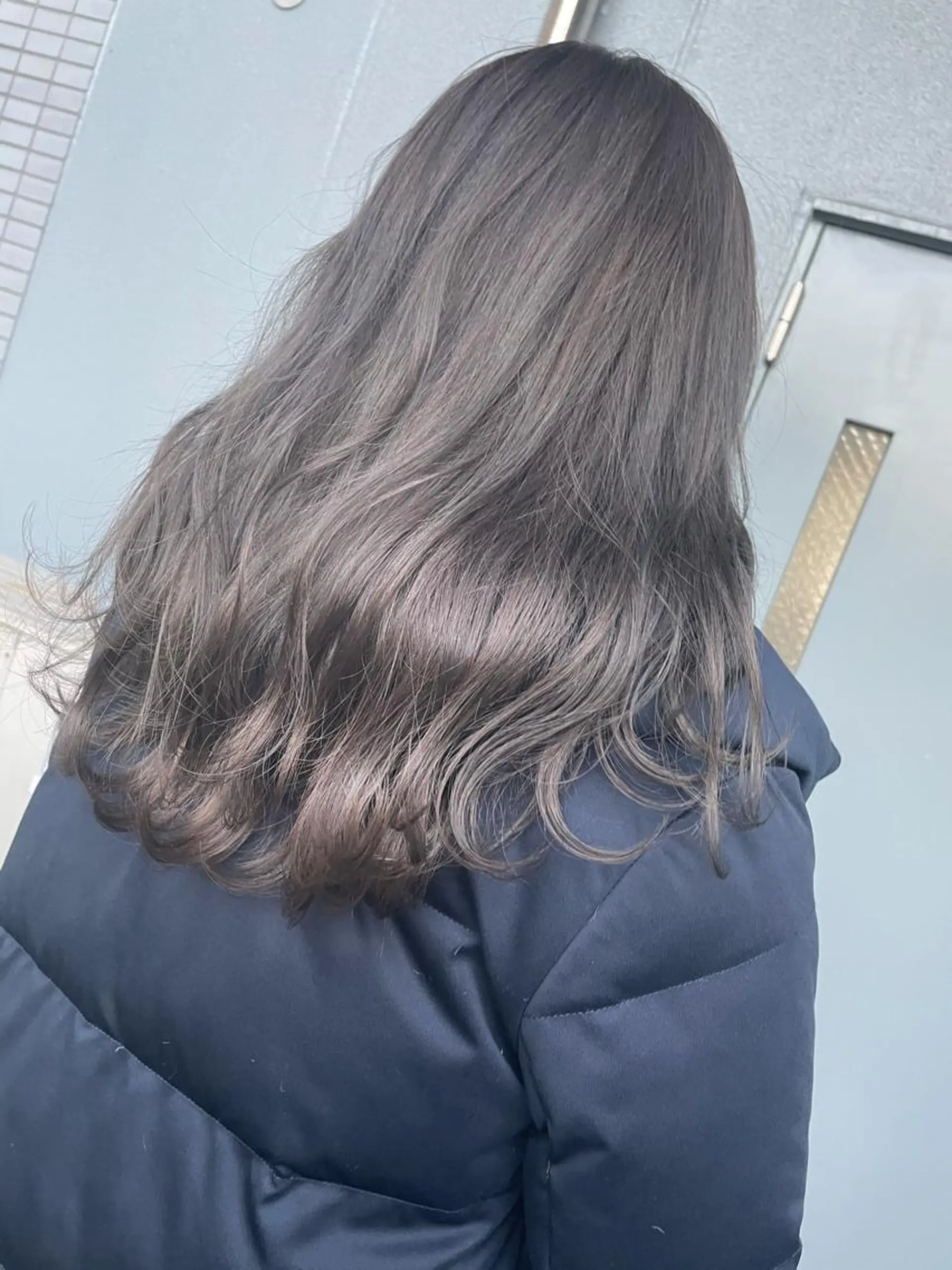 ミディアム カラー ブリーチ グレージュ 髪質改善 トリートメント 失敗したくない人へ ハイトーン美容師のヘアスタイル