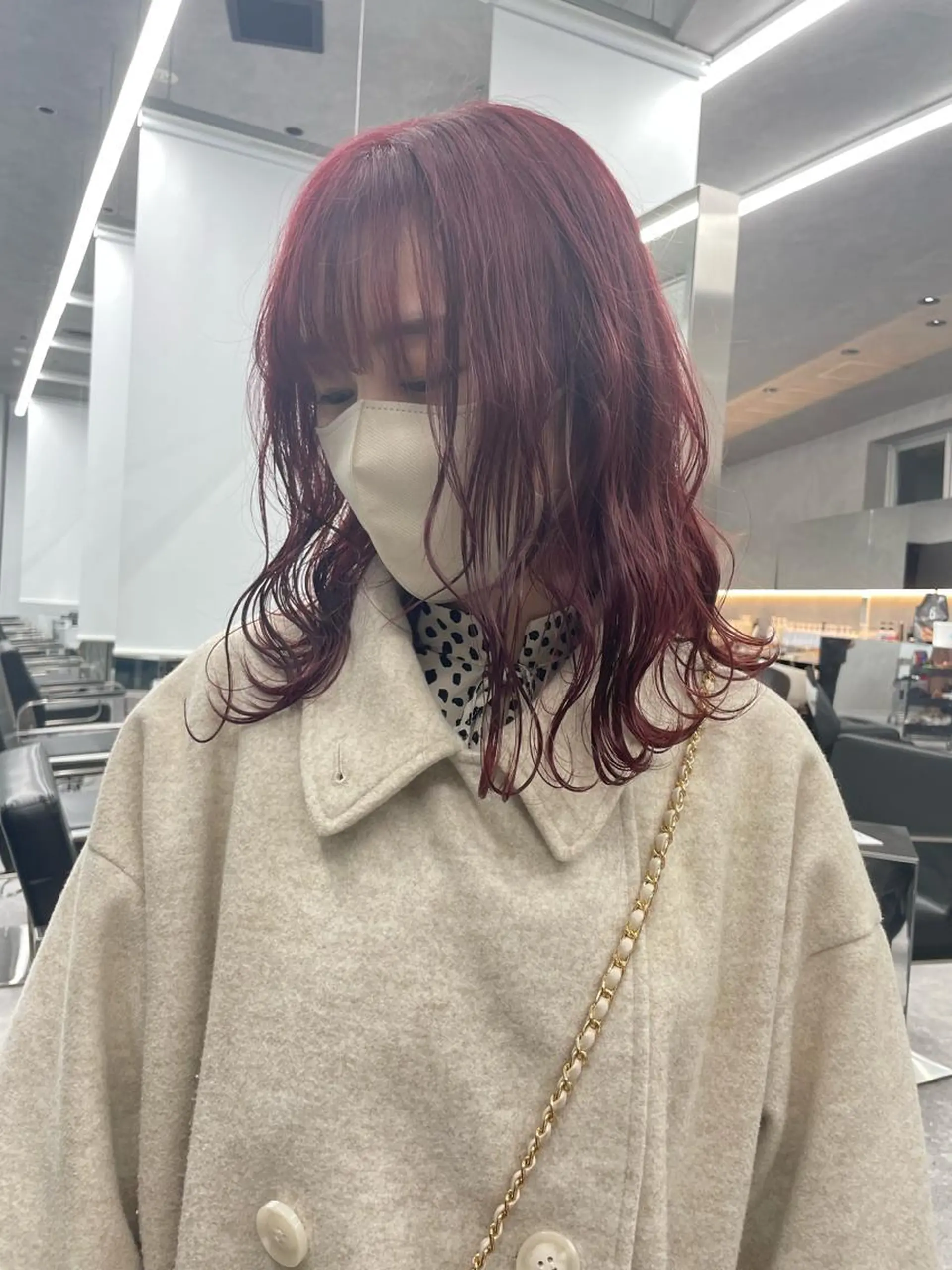 ミディアム カラー ヘアアレンジ メンズ キッズ ショートボブ ミディアムパーマ メンズバレイヤージュ メンズブリーチ メンズハイライト ヘアカラー 🌈難波🌈ベージュ カラー【ヒロム】のヘアスタイル