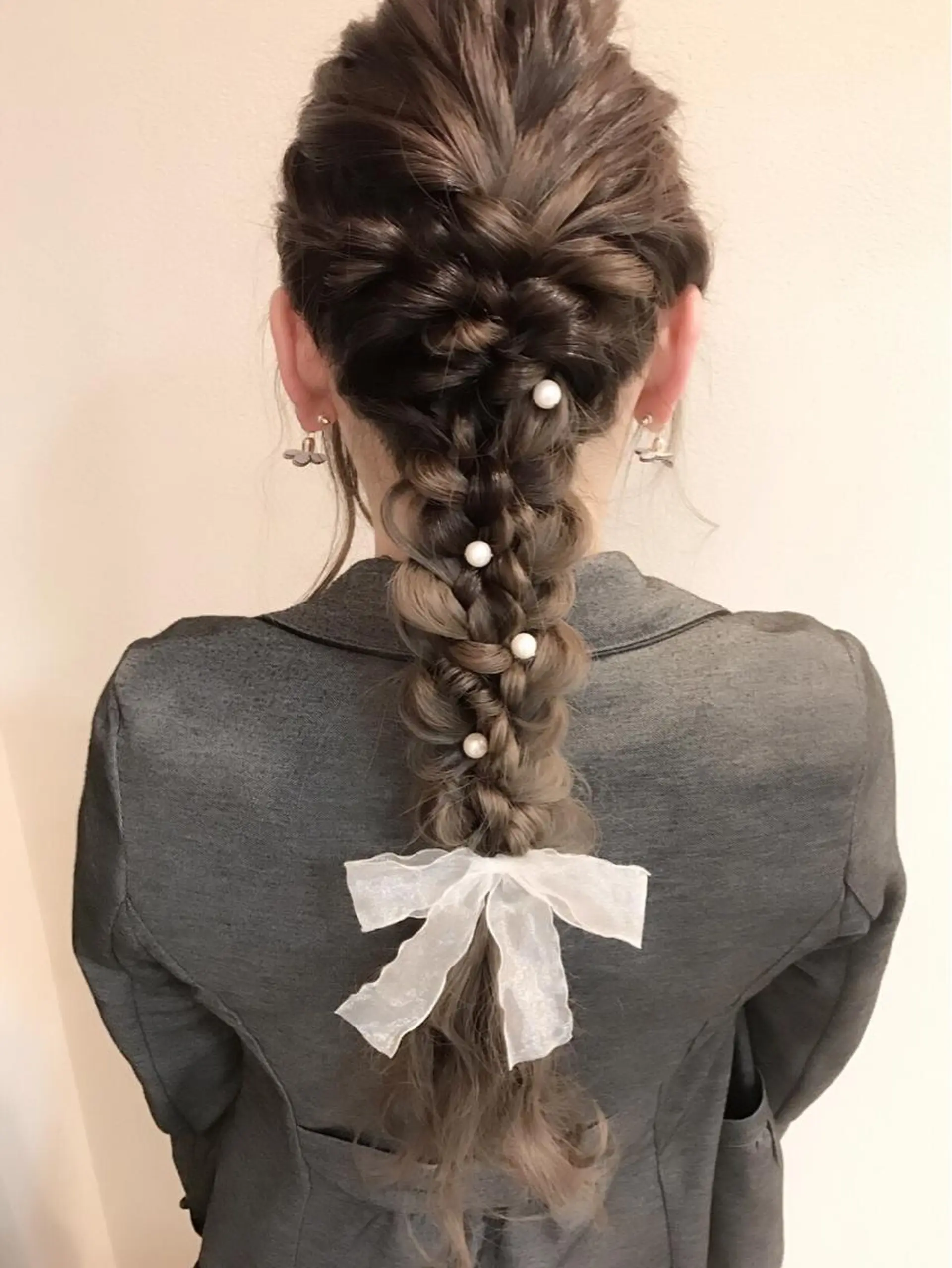 ロング ヘアアレンジ 三つ編み 沢田 瞳のヘアスタイル