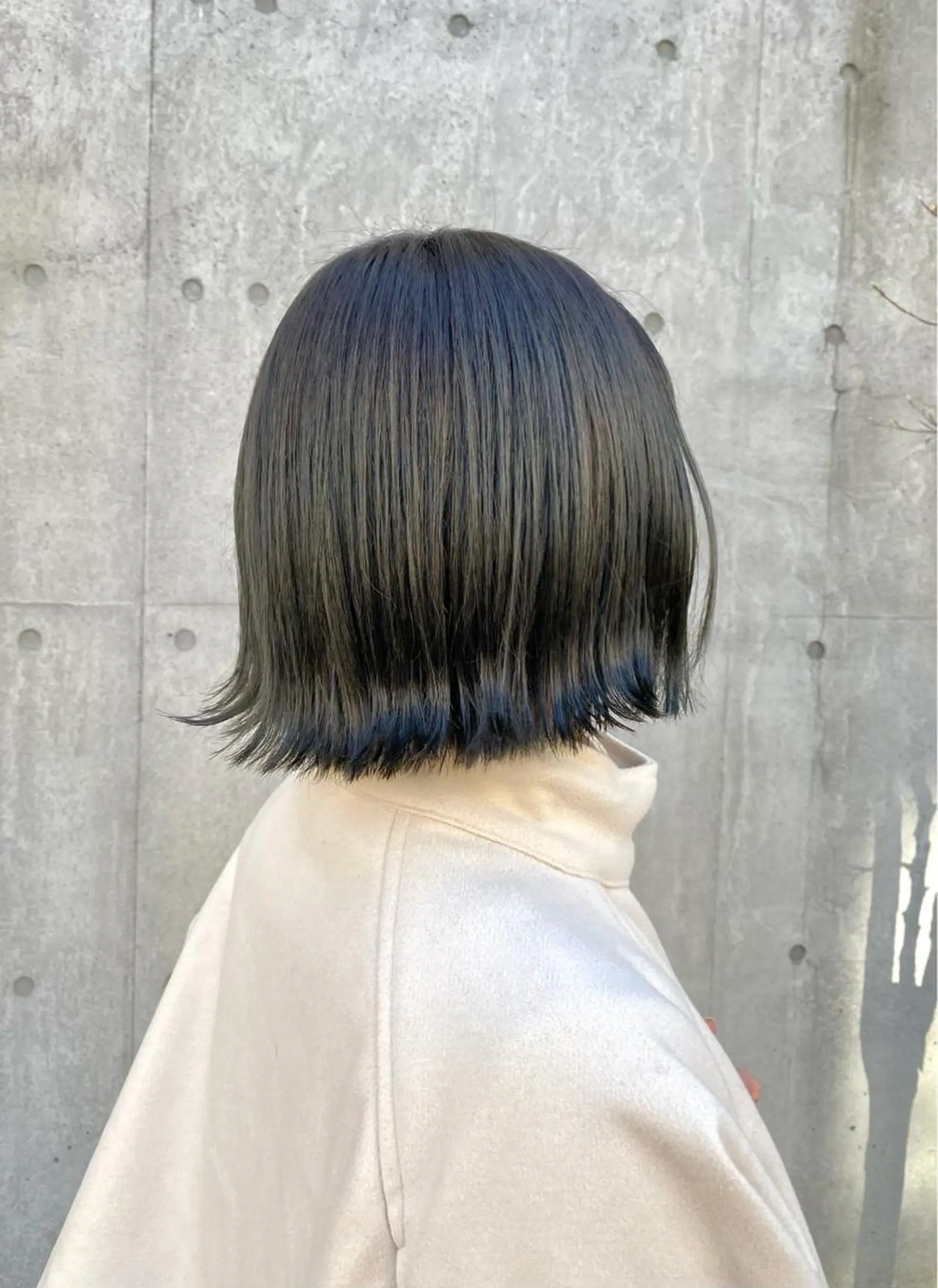 ショート カラー ダークグリーン 🫶🏻桃果🫶🏿 只今休職中のヘアスタイル
