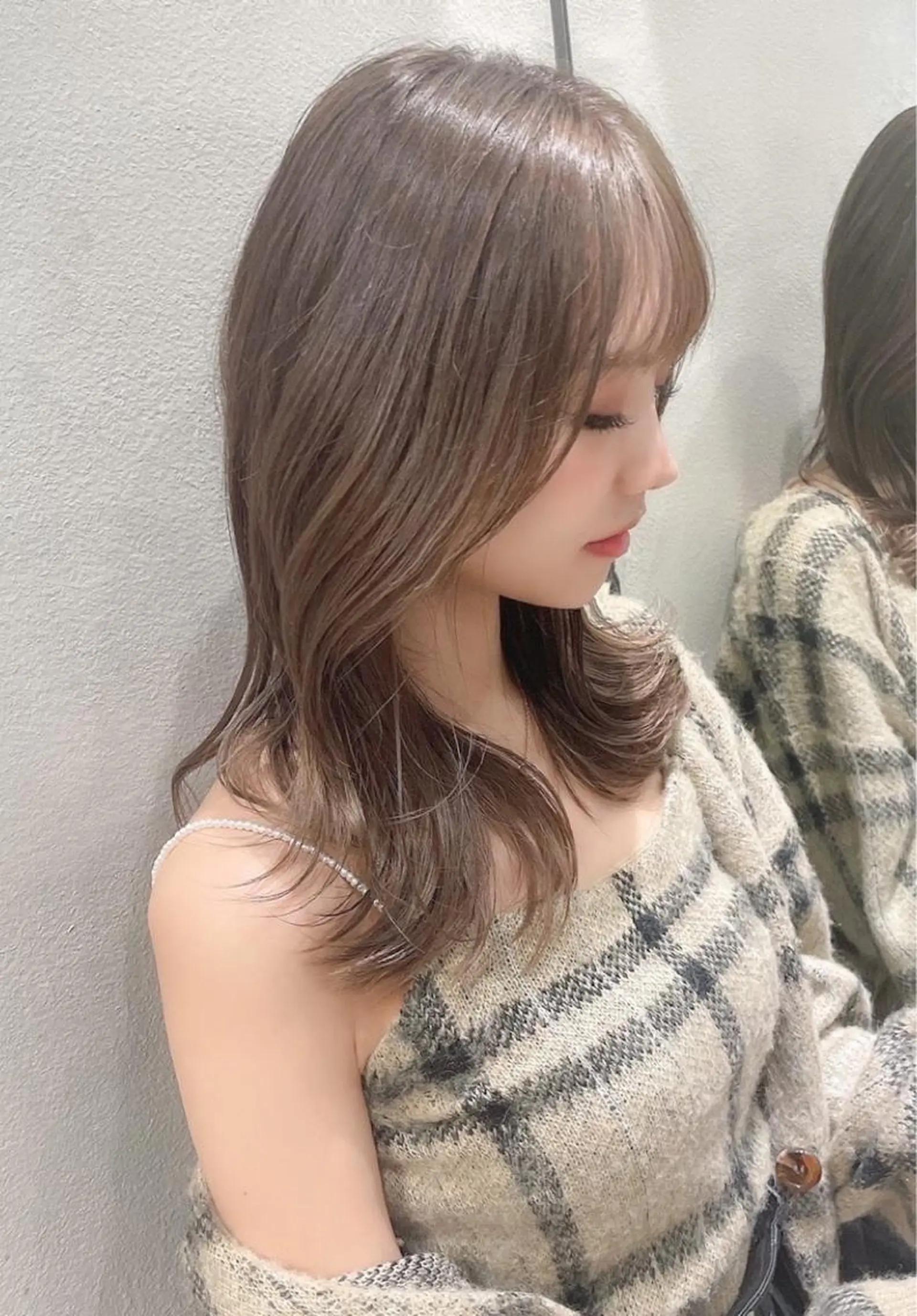 ミディアム くびれヘア 韓国風ヘア カット ヘアカラー トリートメント ブリーチなし透明感カ ラー×韓国ヘア♡ヒデのヘアスタイル