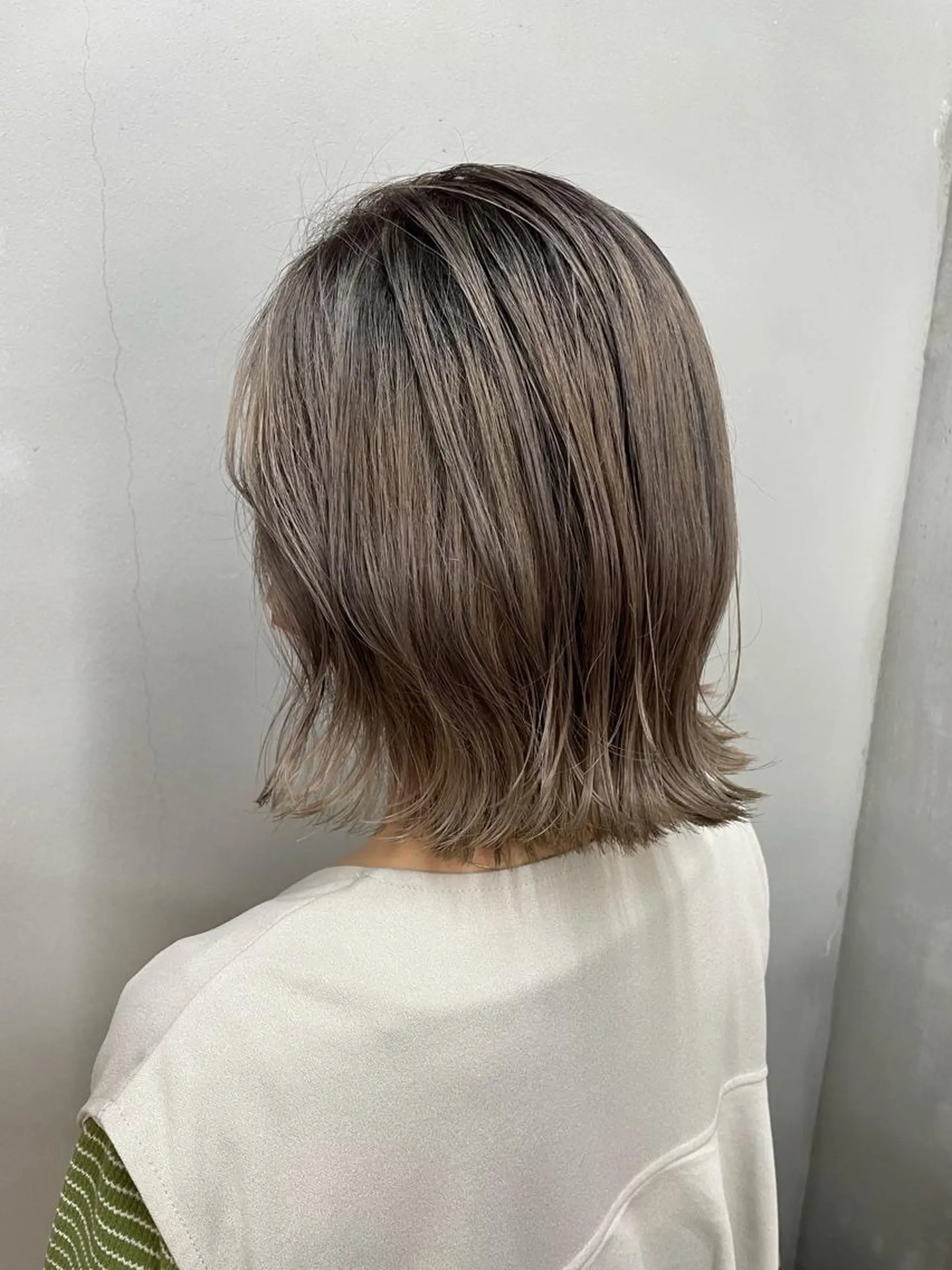 ミディアム カラー バレイヤージュ レイヤーカット 女性リピ90%🍨 🩷佐藤みずきのヘアスタイル