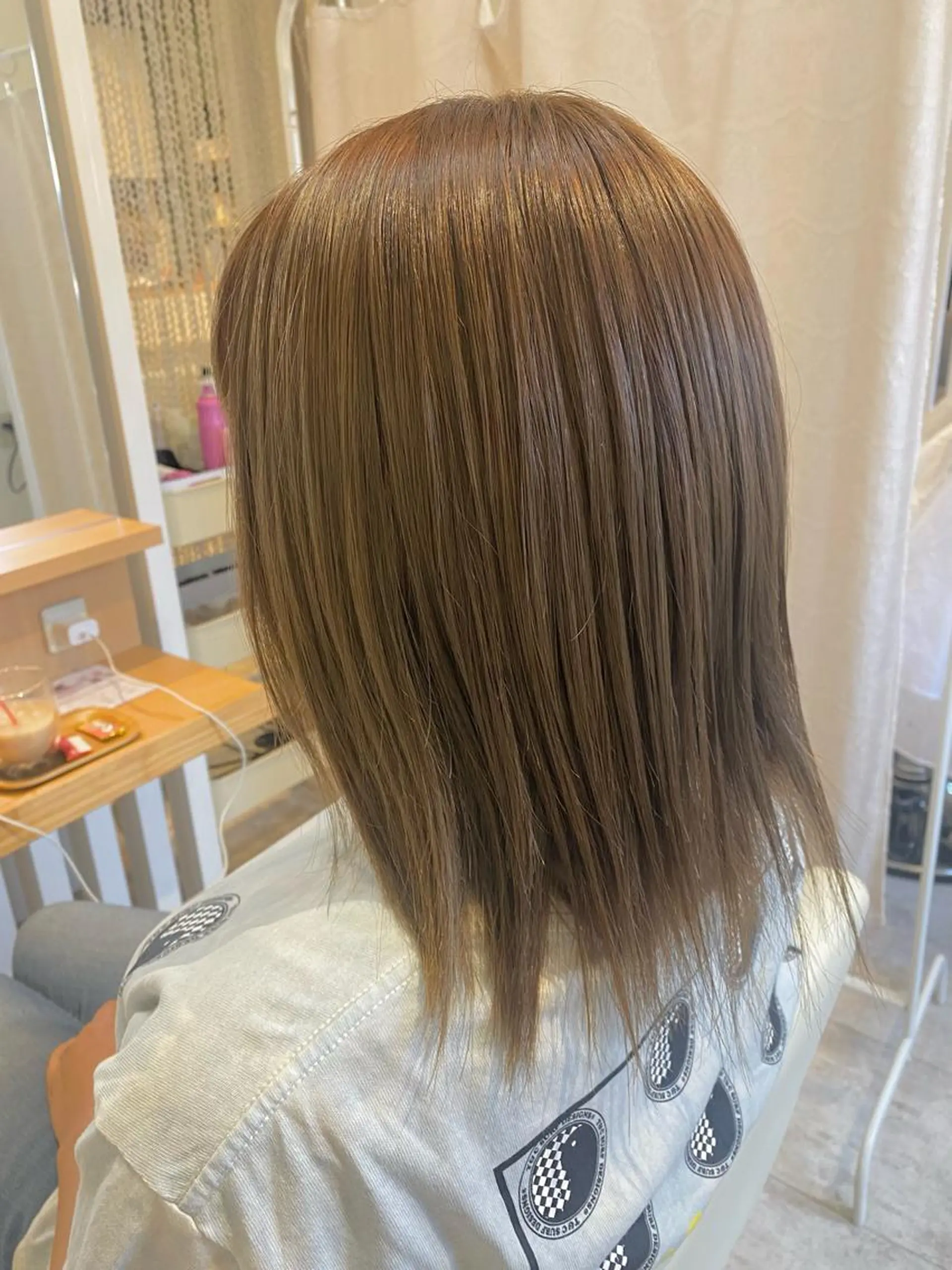 セミロング カラー Design Color🐰アユミのヘアスタイル