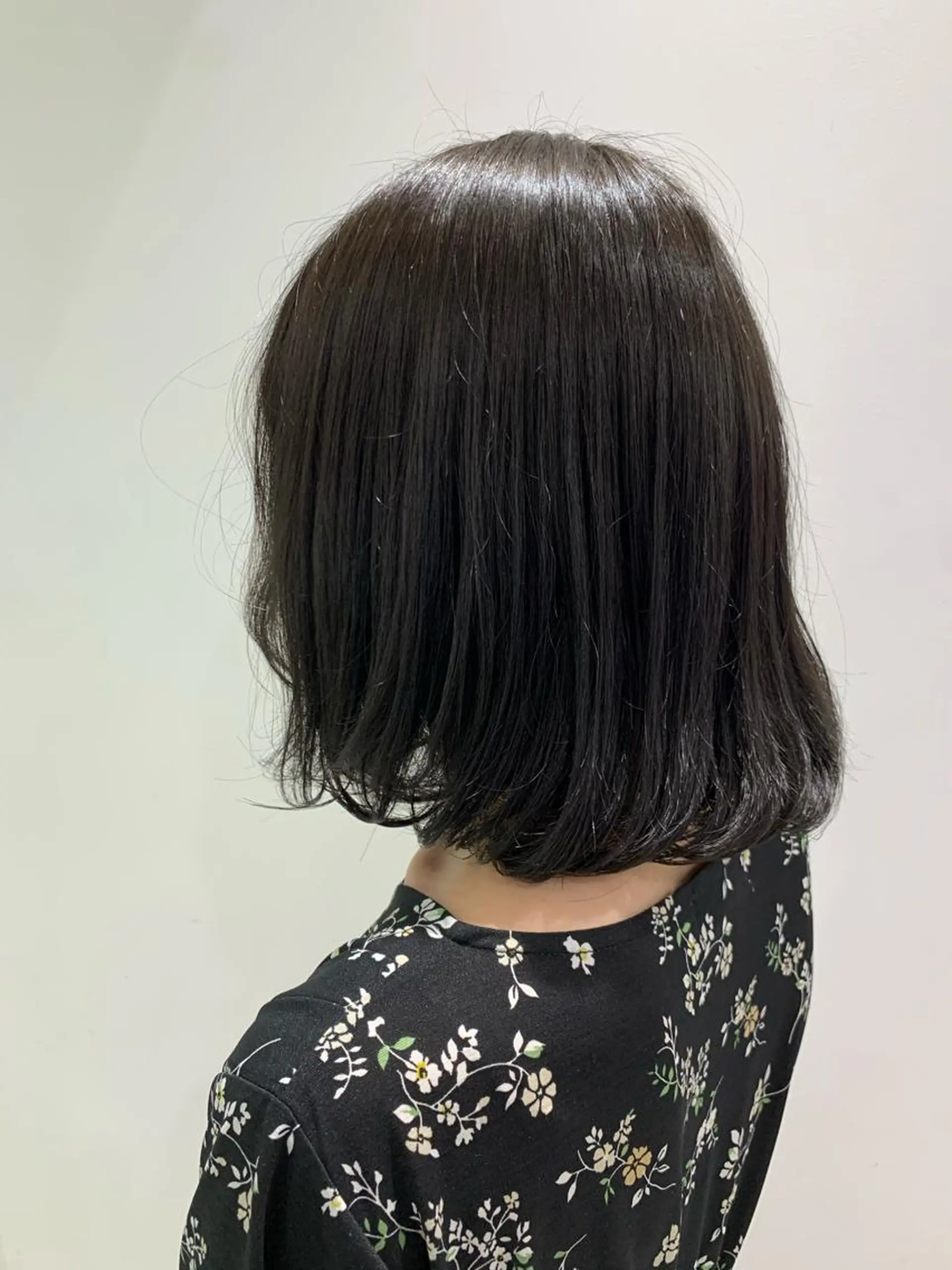 ミディアム ヘアカラー ヘッドスパ ヘアセット 🌿透明感カラー‪ 縮毛矯正✨かずきのヘアスタイル