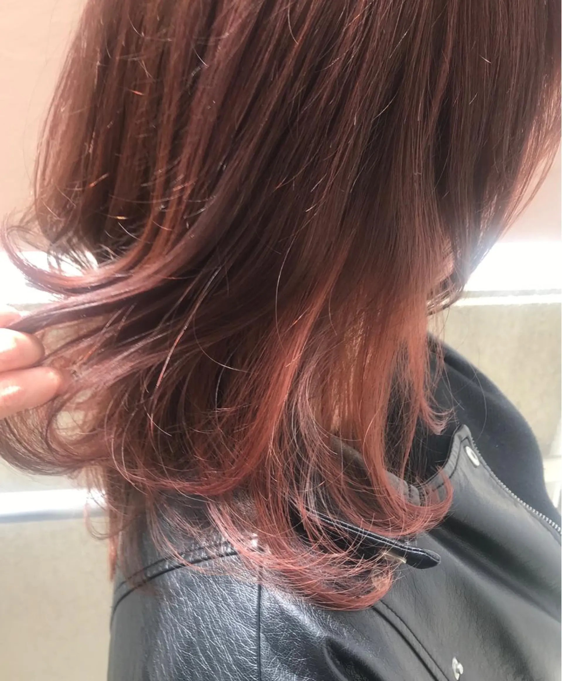 ミディアム カラー パーマ インナーカラー 小野 かなこのヘアスタイル