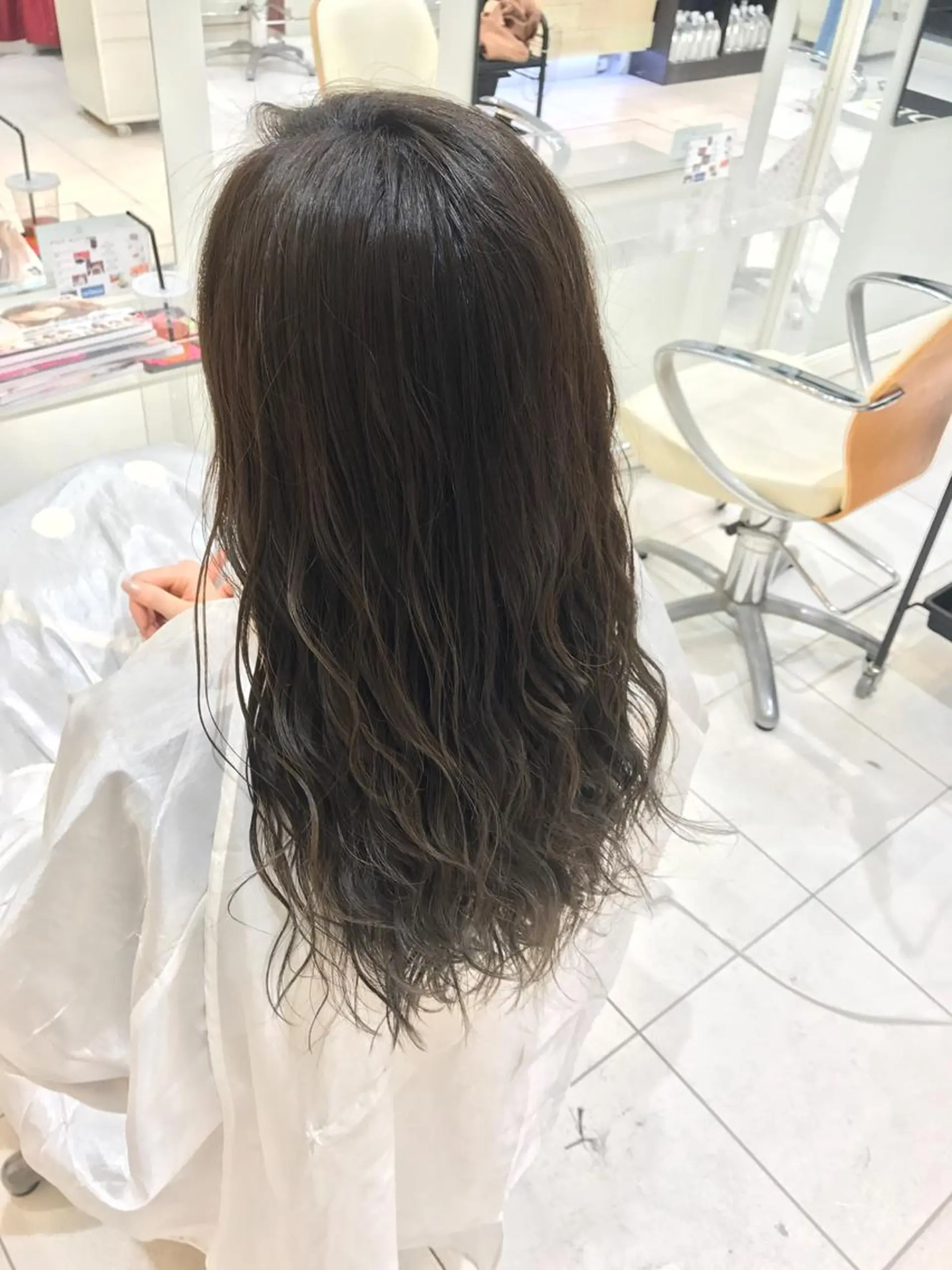 セミロング カラー カット トリートメント D.log 大和西大寺店所属・川崎 雅大のヘアスタイル