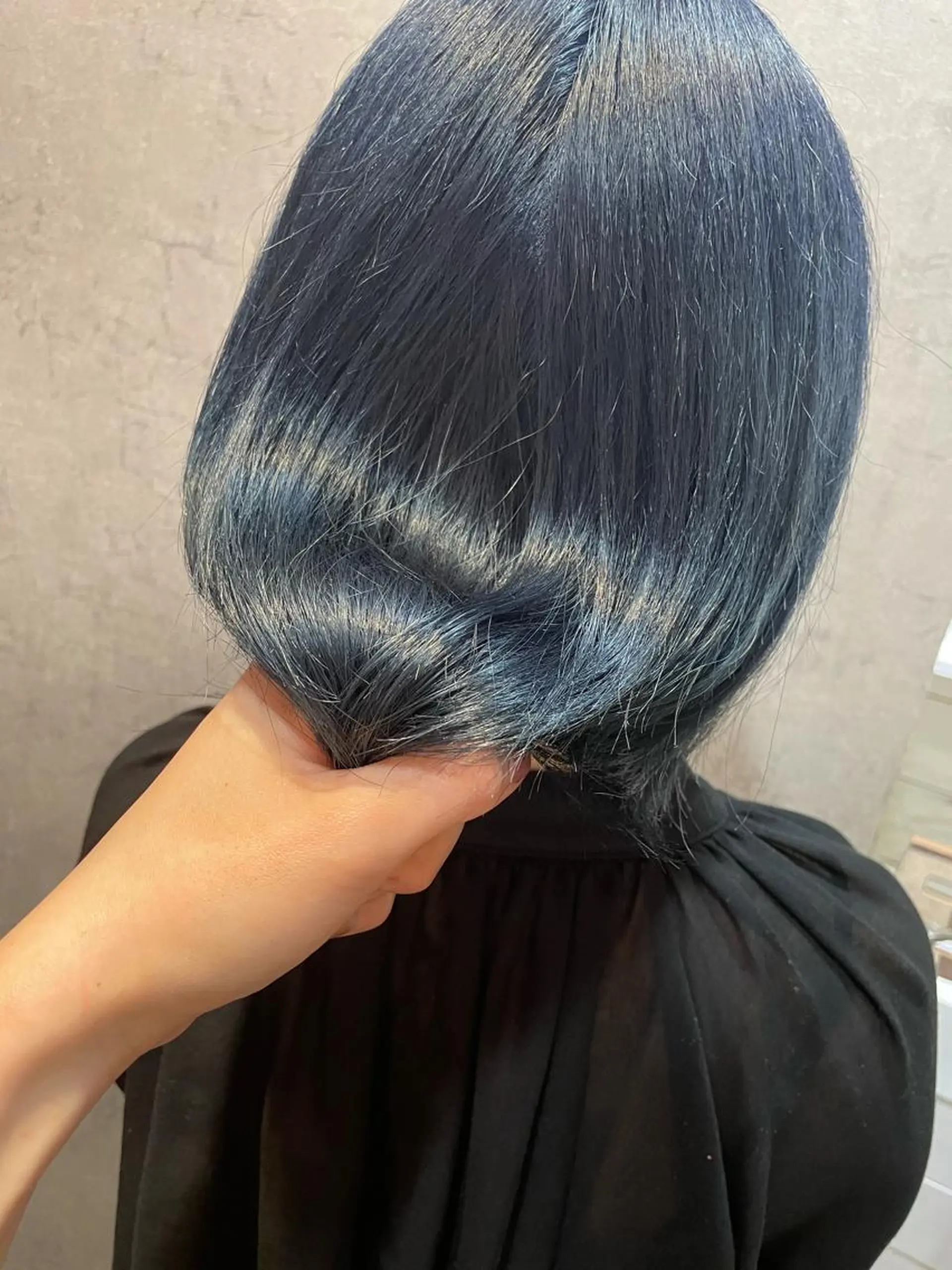 ミディアム tuuli所属・石井 永遠のヘアスタイル