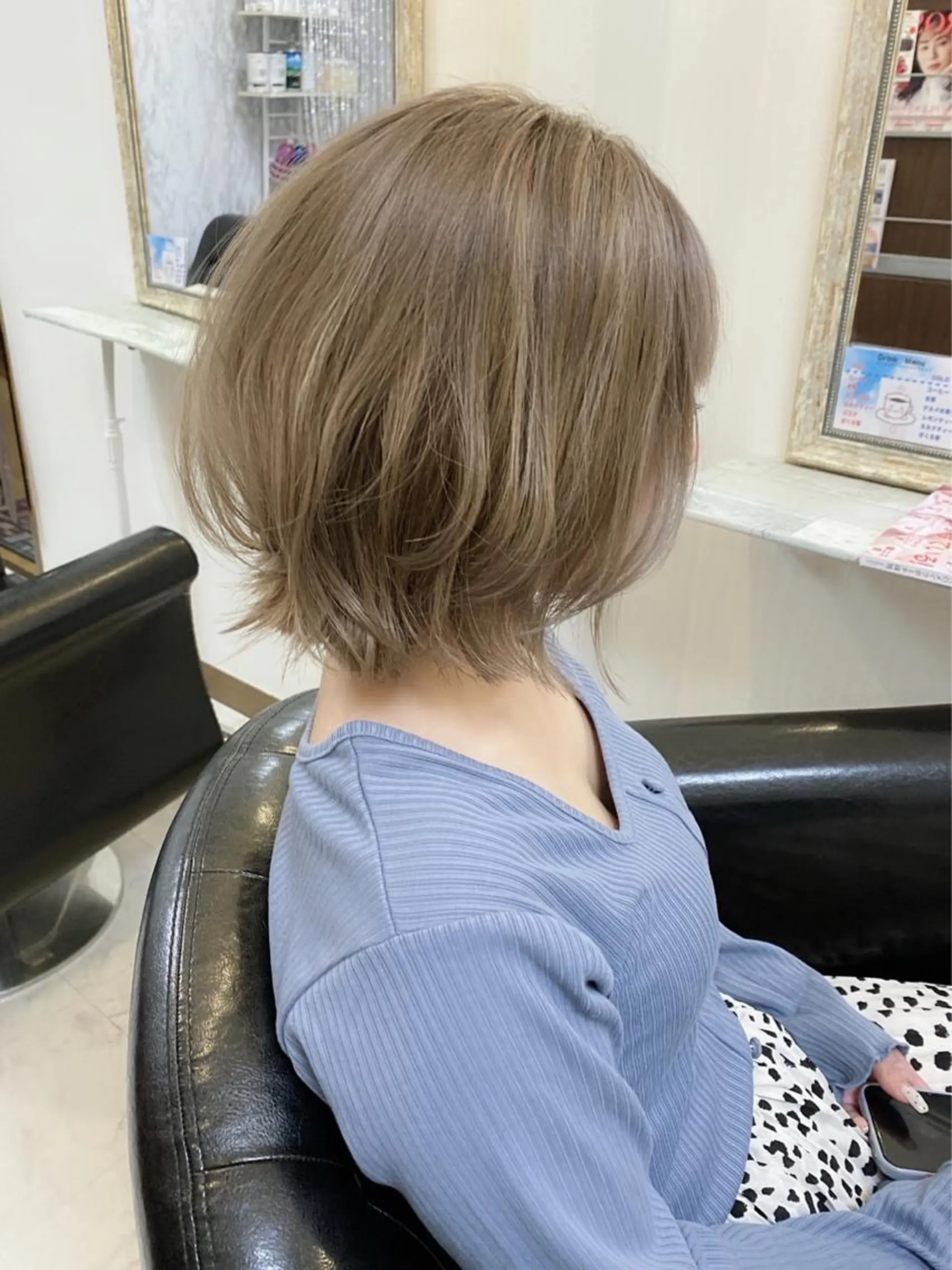 ミディアム カラー ブリーチ 透明感カラー KEN 🌟のヘアスタイル