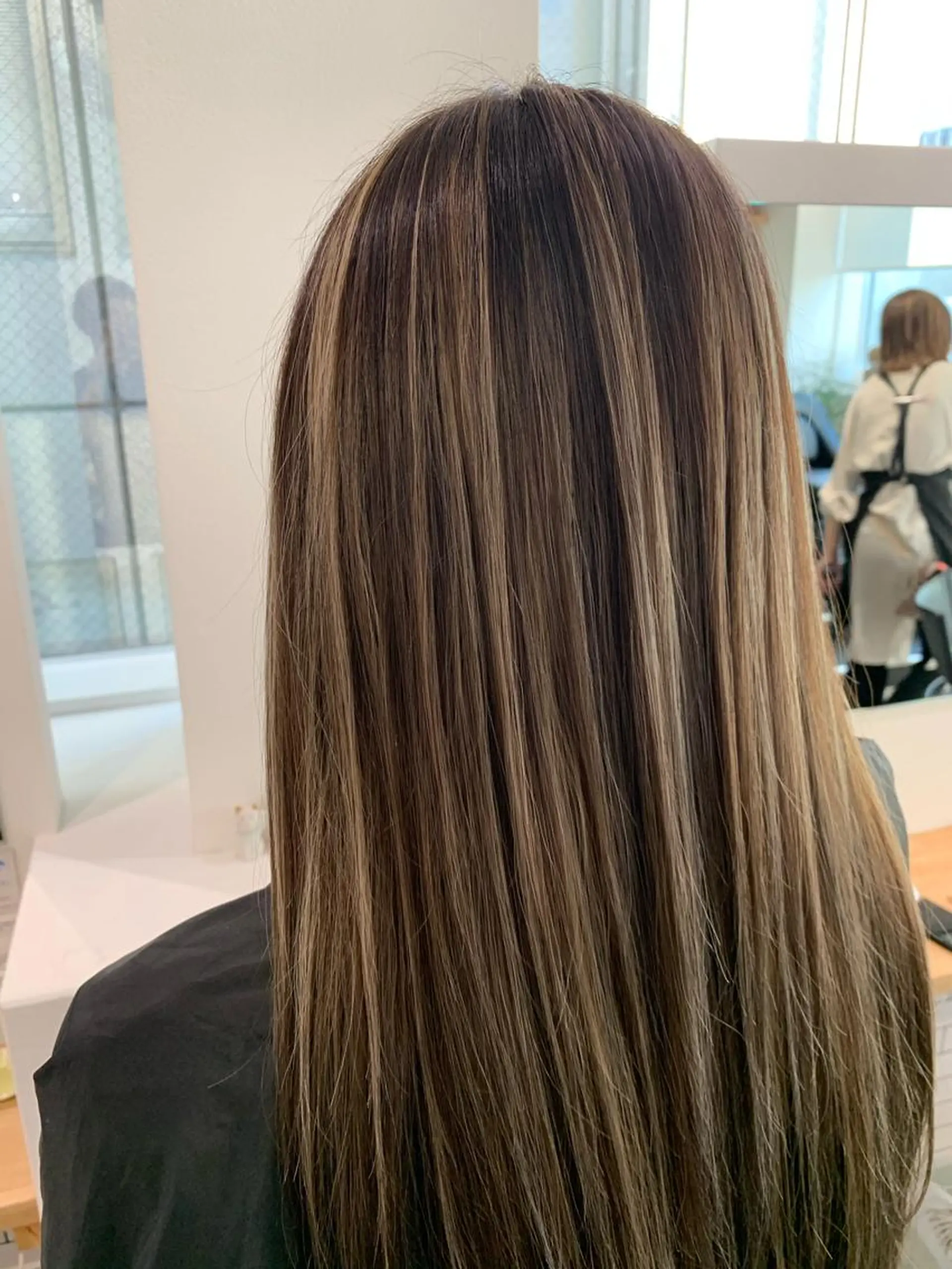 ロング ヘアカラー 大人レイヤー ヨシミカズヤのヘアスタイル