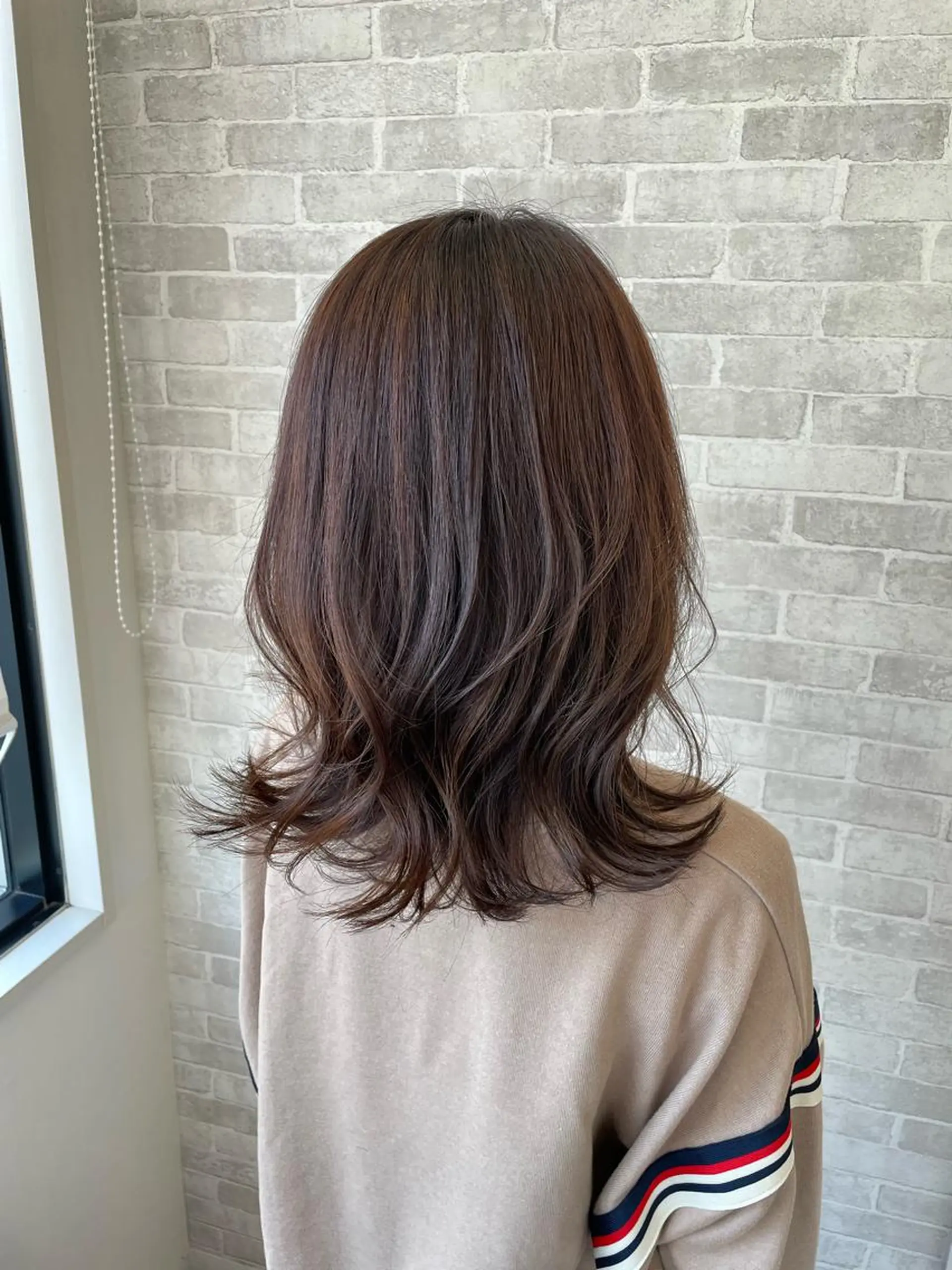 ミディアム カラー Well's TAIGAのヘアスタイル