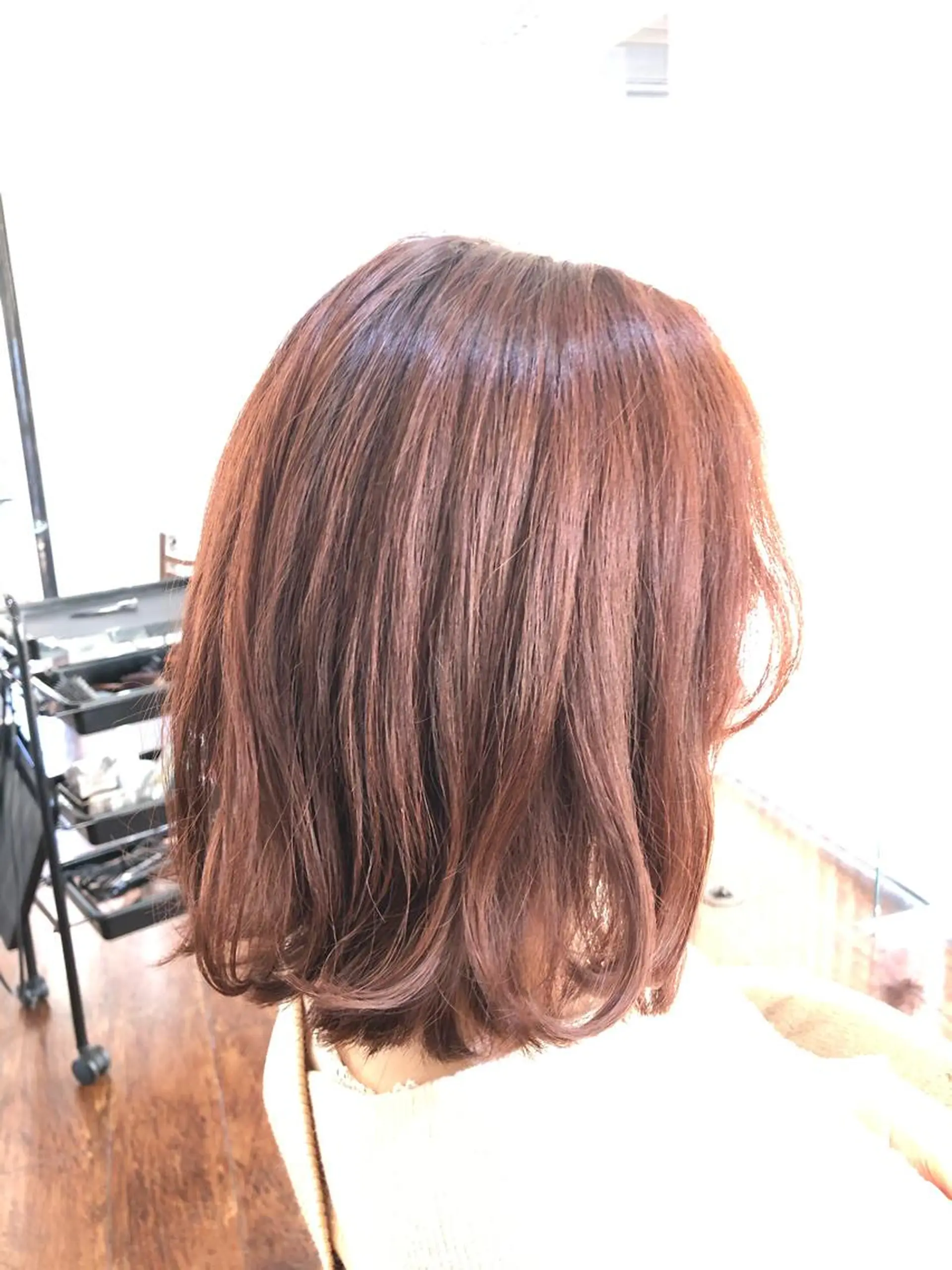 ミディアム カラー 切りっぱなしボブ パープルカラー レッドカラー ボブ カット ヘアカラー トリートメント MayQuark所属・MAY QUARKのヘアスタイル