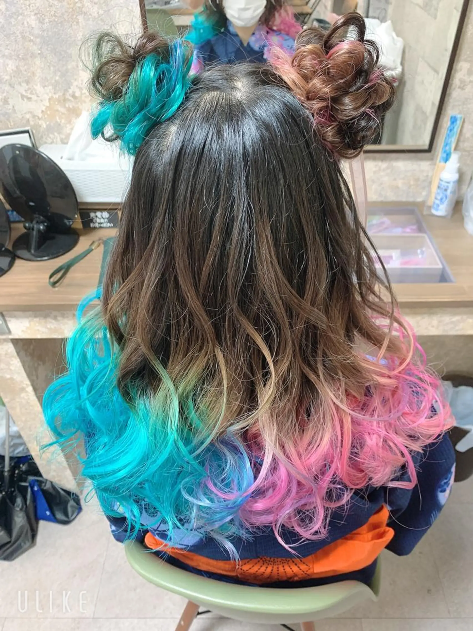 セミロング お団子ヘア Achieve 三ノ宮のヘアスタイル