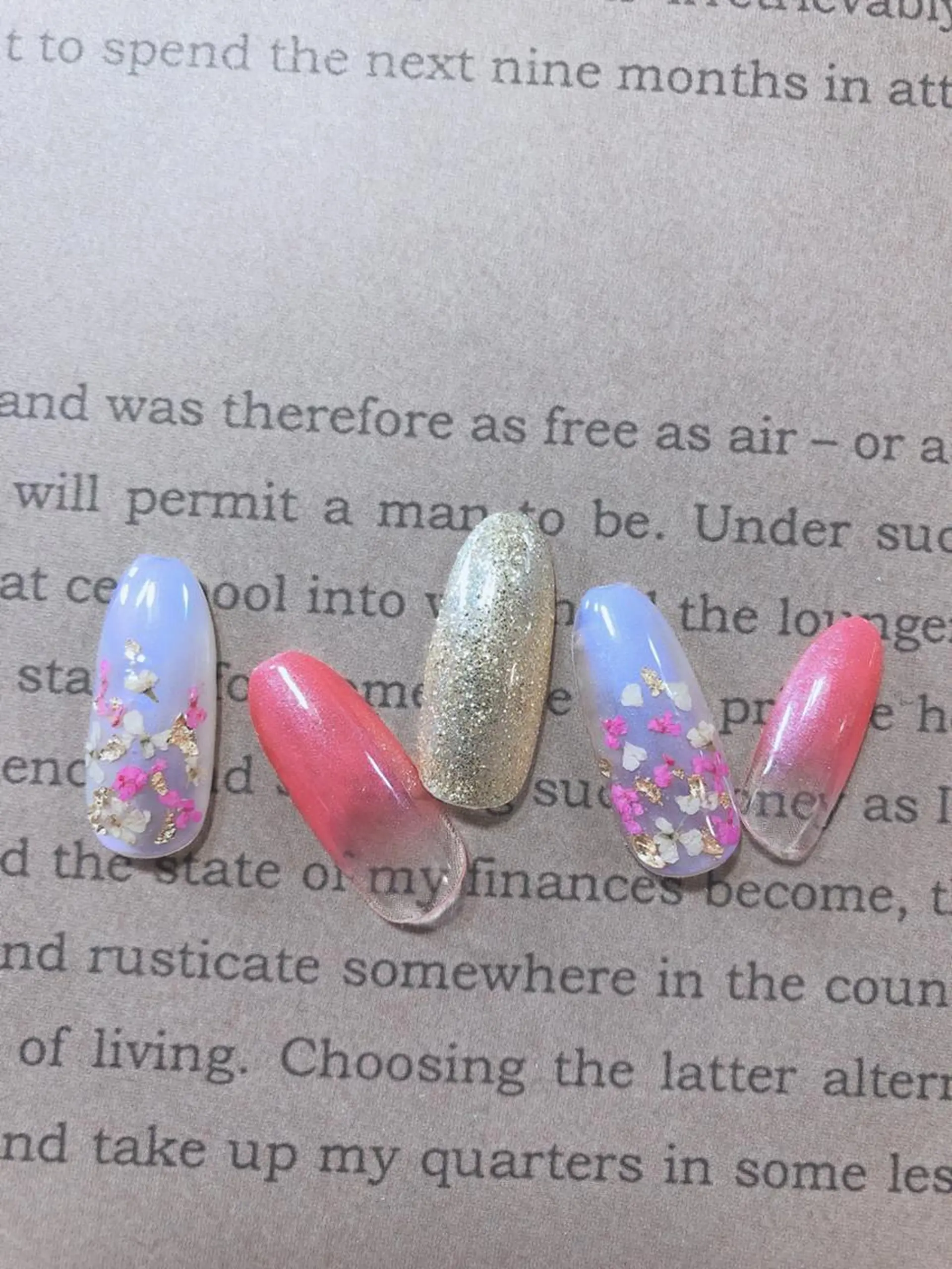 ネイル Lakkus T－CHIのネイルデザイン