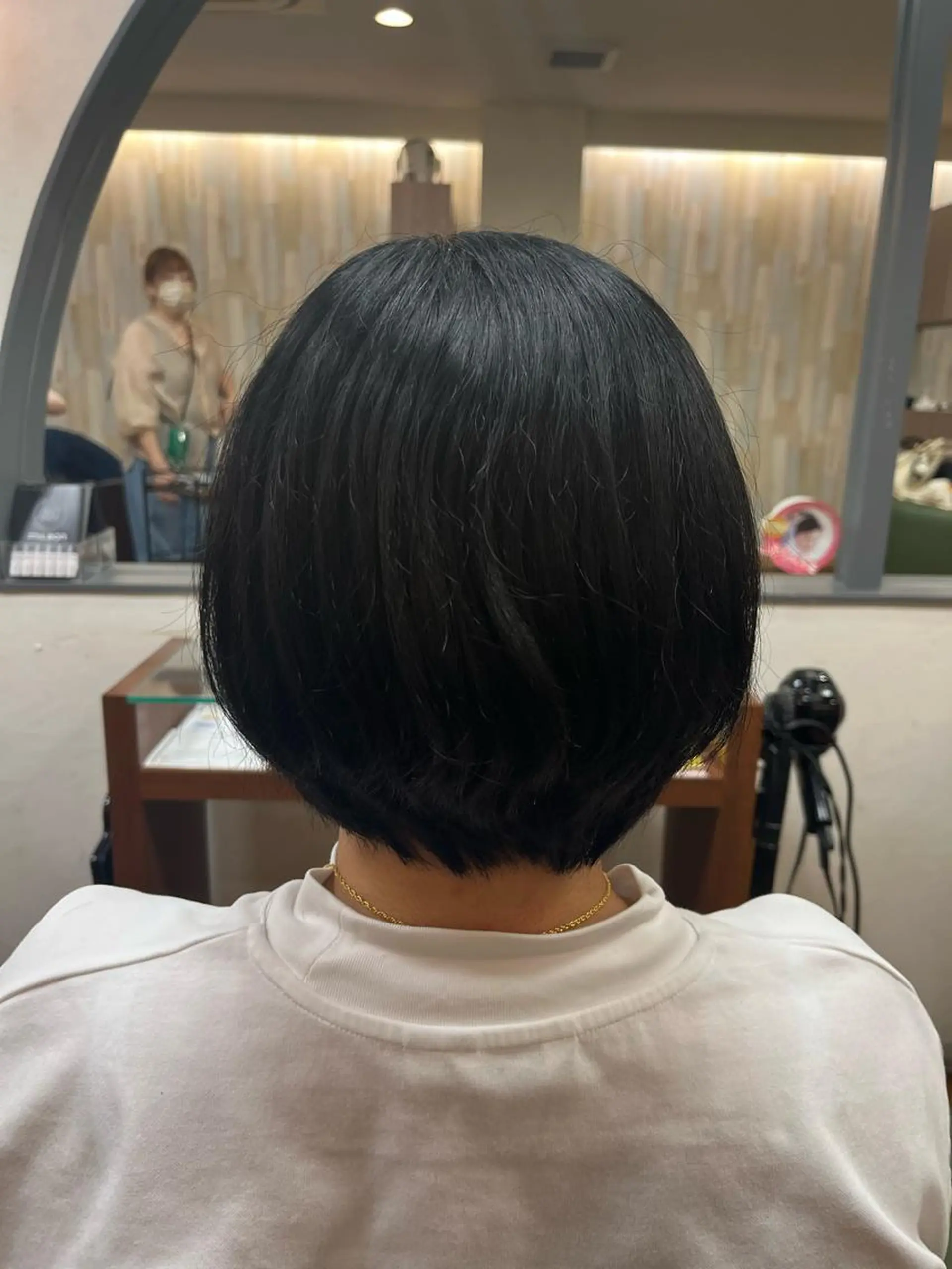ショート 福本 光のヘアスタイル