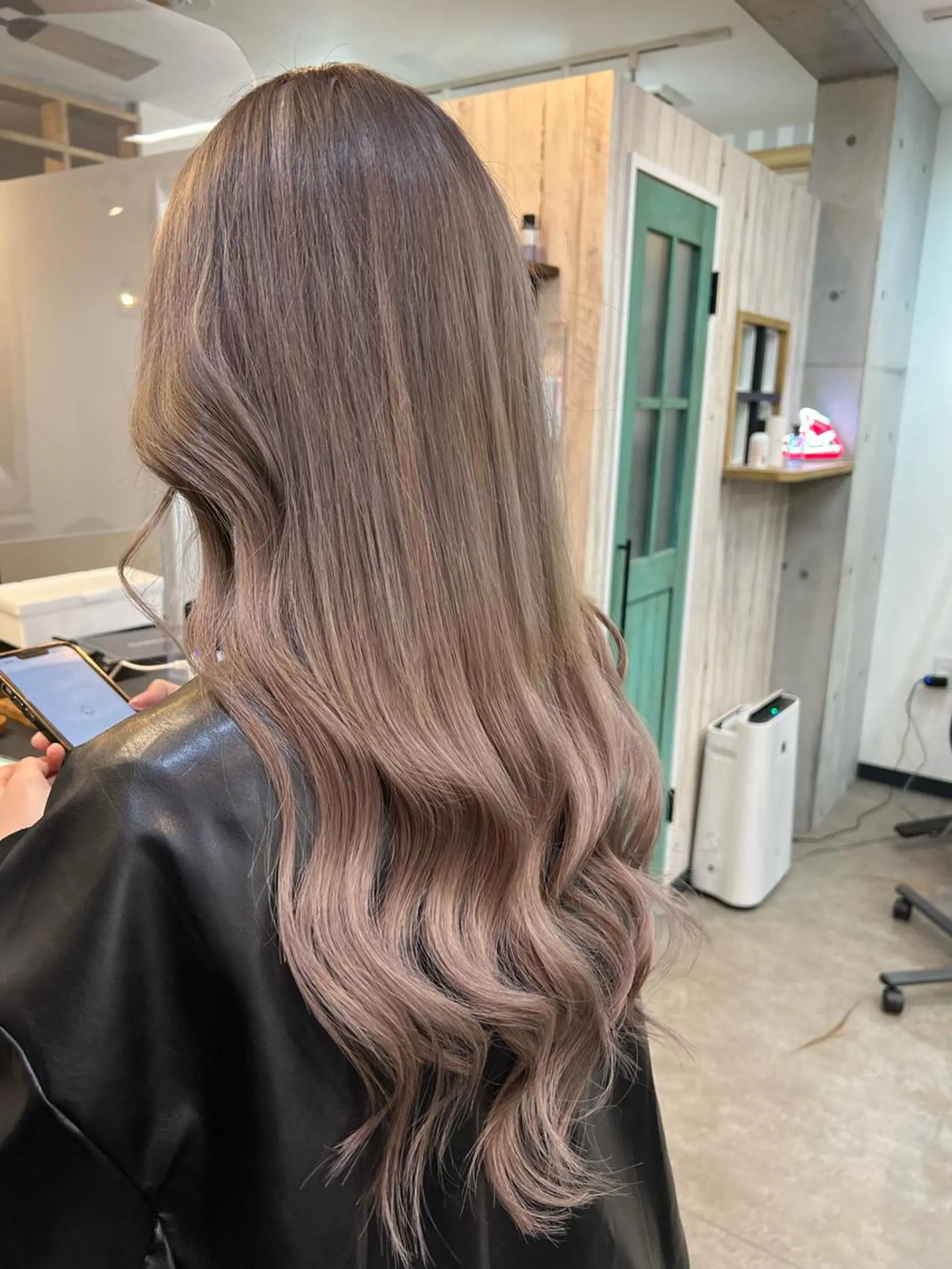 ロング 【DEST】 KAHOのヘアスタイル