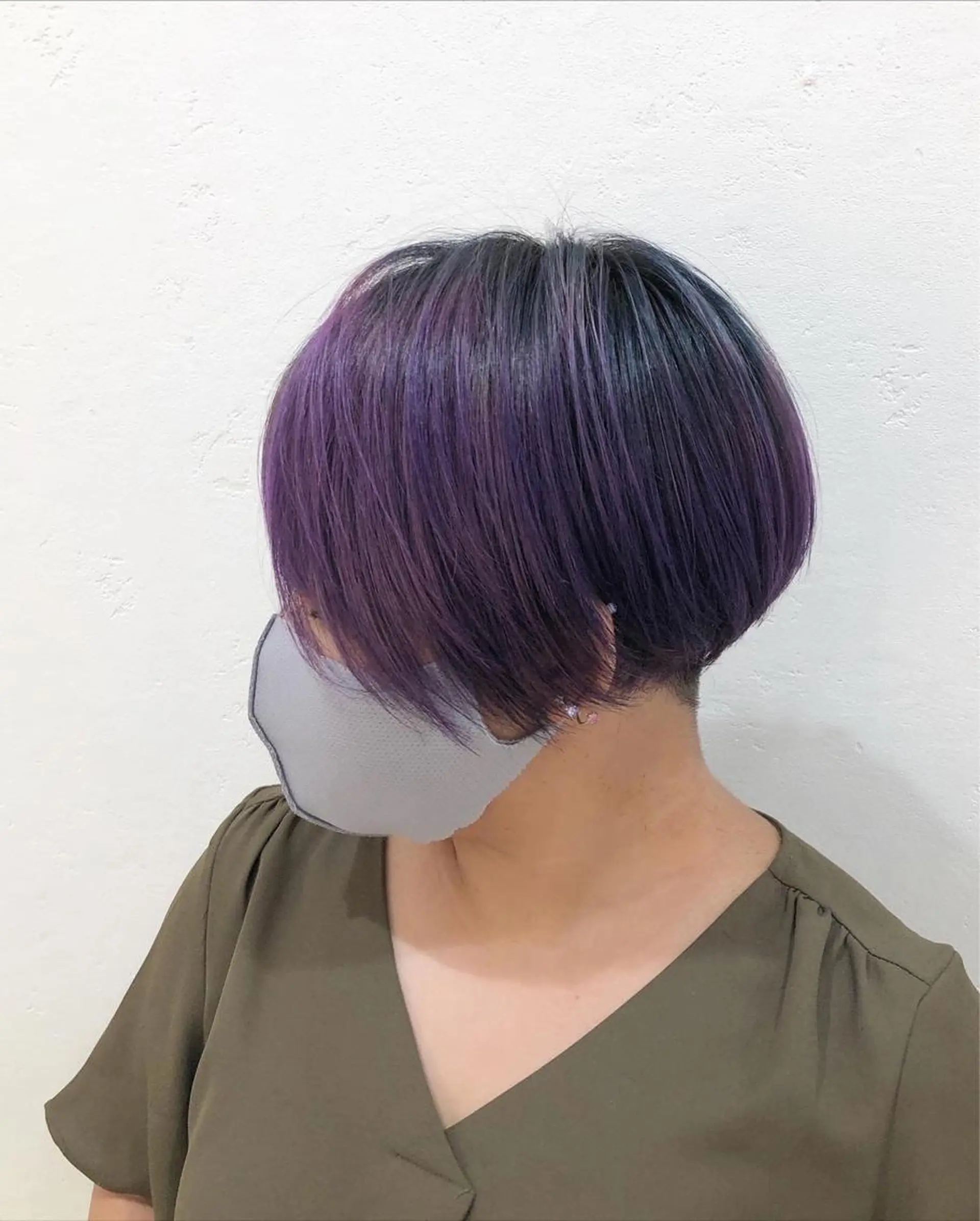 ショート カラー ショートヘア 透け感カラー🫧 加納トモヒロのヘアスタイル