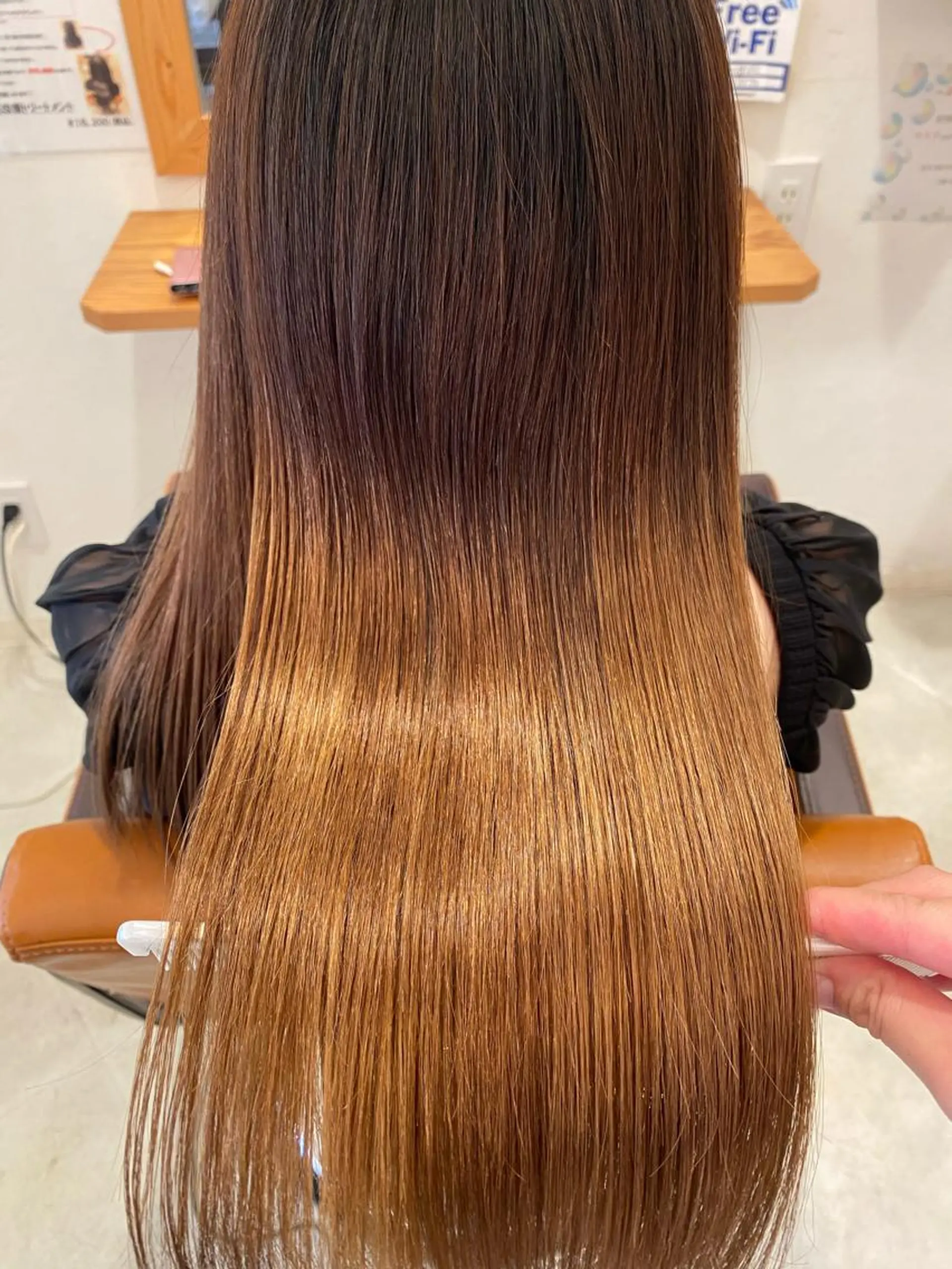 ロング カット 縮毛矯正 トリートメント 猪股 華乃のヘアスタイル