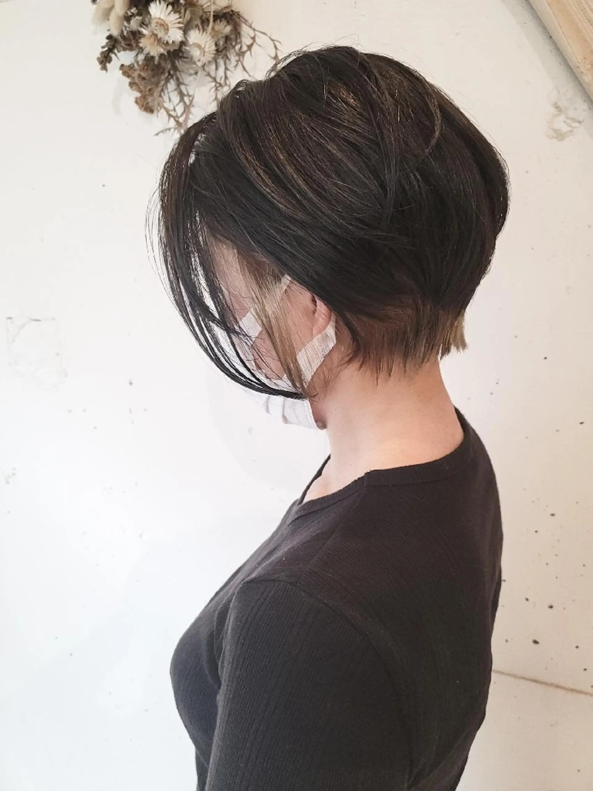 ショート カラー インナーカラー くびれヘア ショートヘア カット 尾野 恭平のヘアスタイル