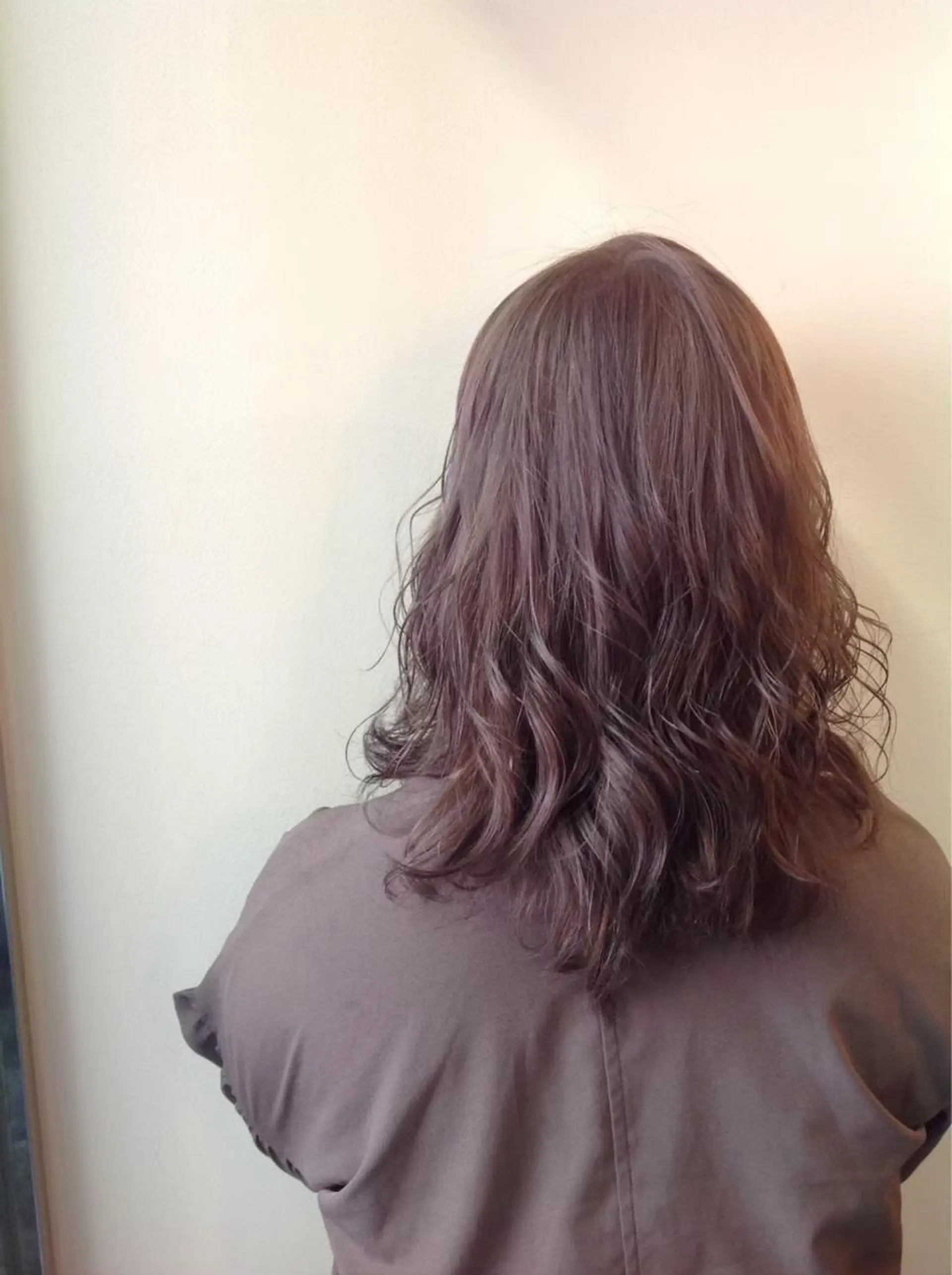 ミディアム カラー ヘアアレンジ ラベンダーカラー ラベンダーピンク ピンクカラー ヘアカラー トリートメント ヘアセット 金子 廉のヘアスタイル