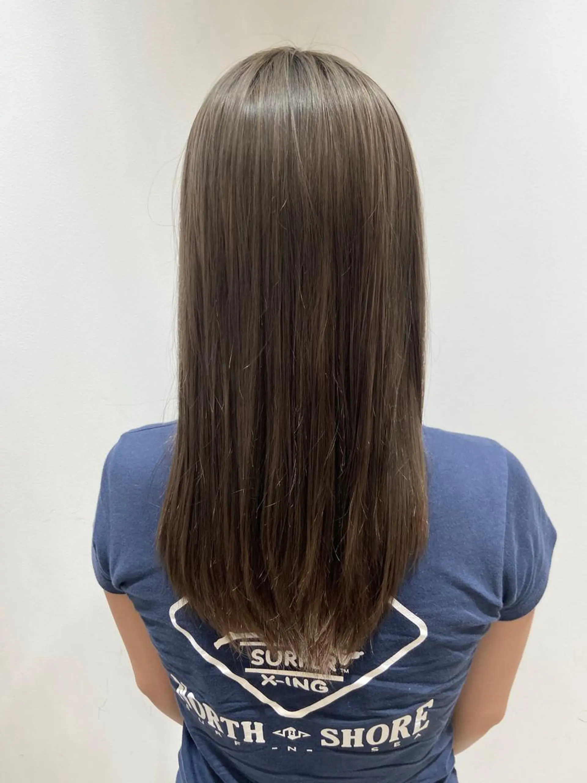 セミロング カラー ヘアカラー トリートメント 🐺ウルフ/レイヤー 似合わせ‎🤍沙羅のヘアスタイル