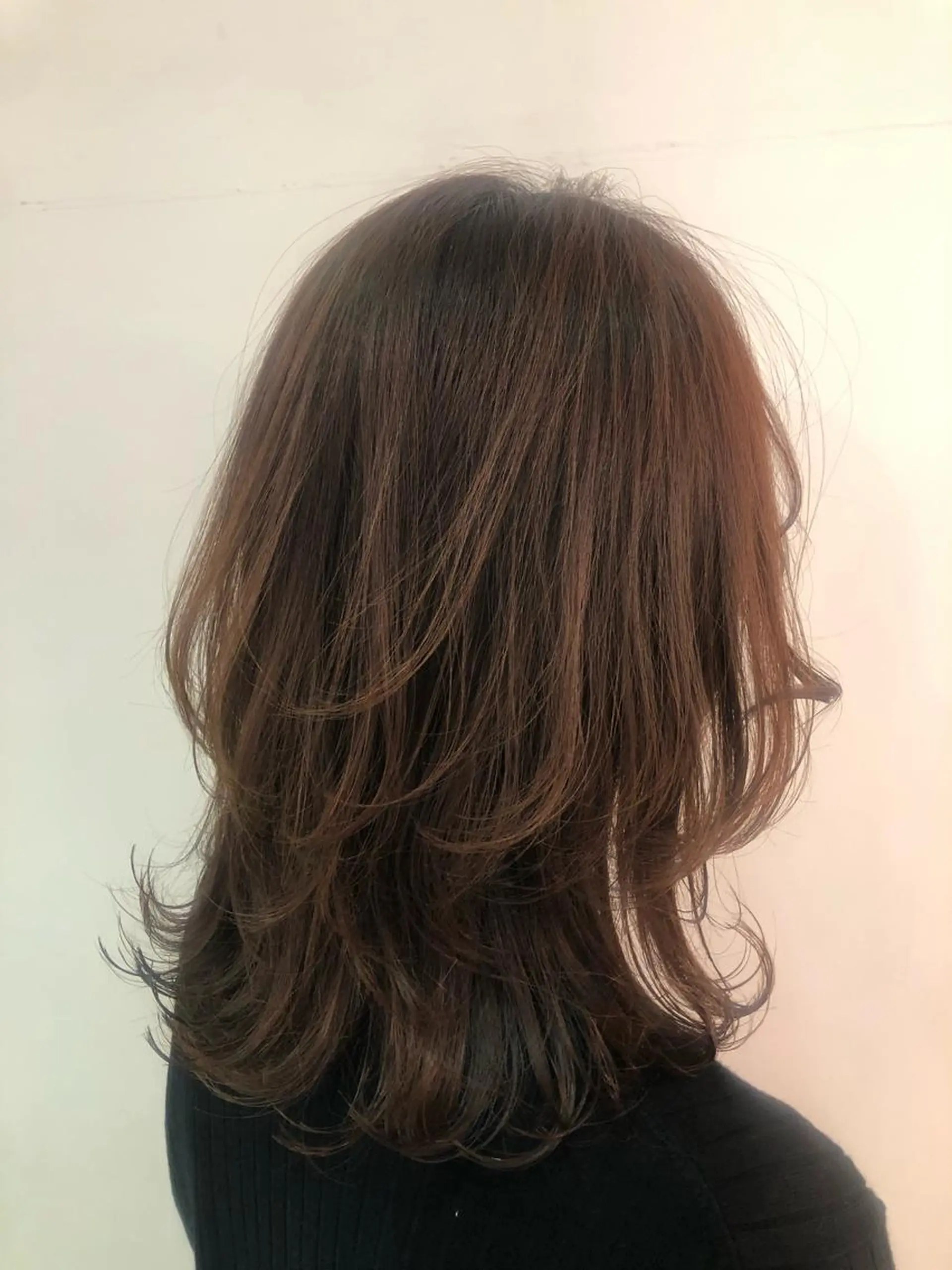 ミディアム ミディアムレイヤー レイヤーカット 💐宮坂 歩💐のヘアスタイル