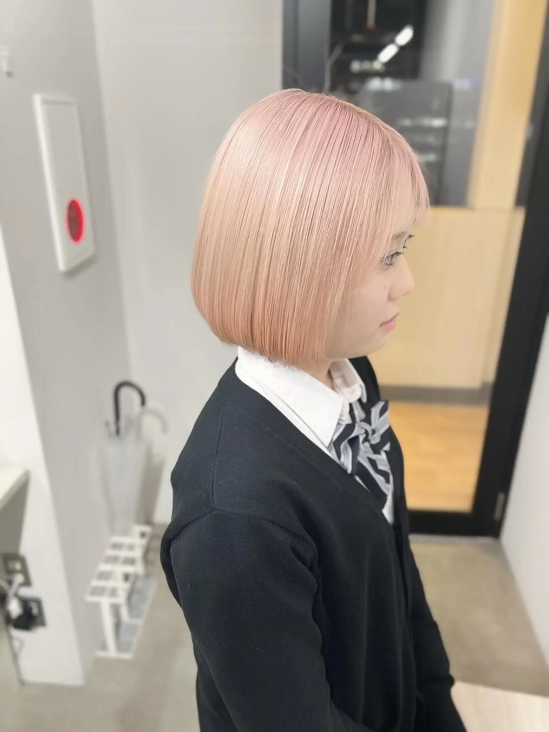 カラー ショート ブリーチ ダブルカラー ✨【公式】 juhl.横浜✨のヘアスタイル