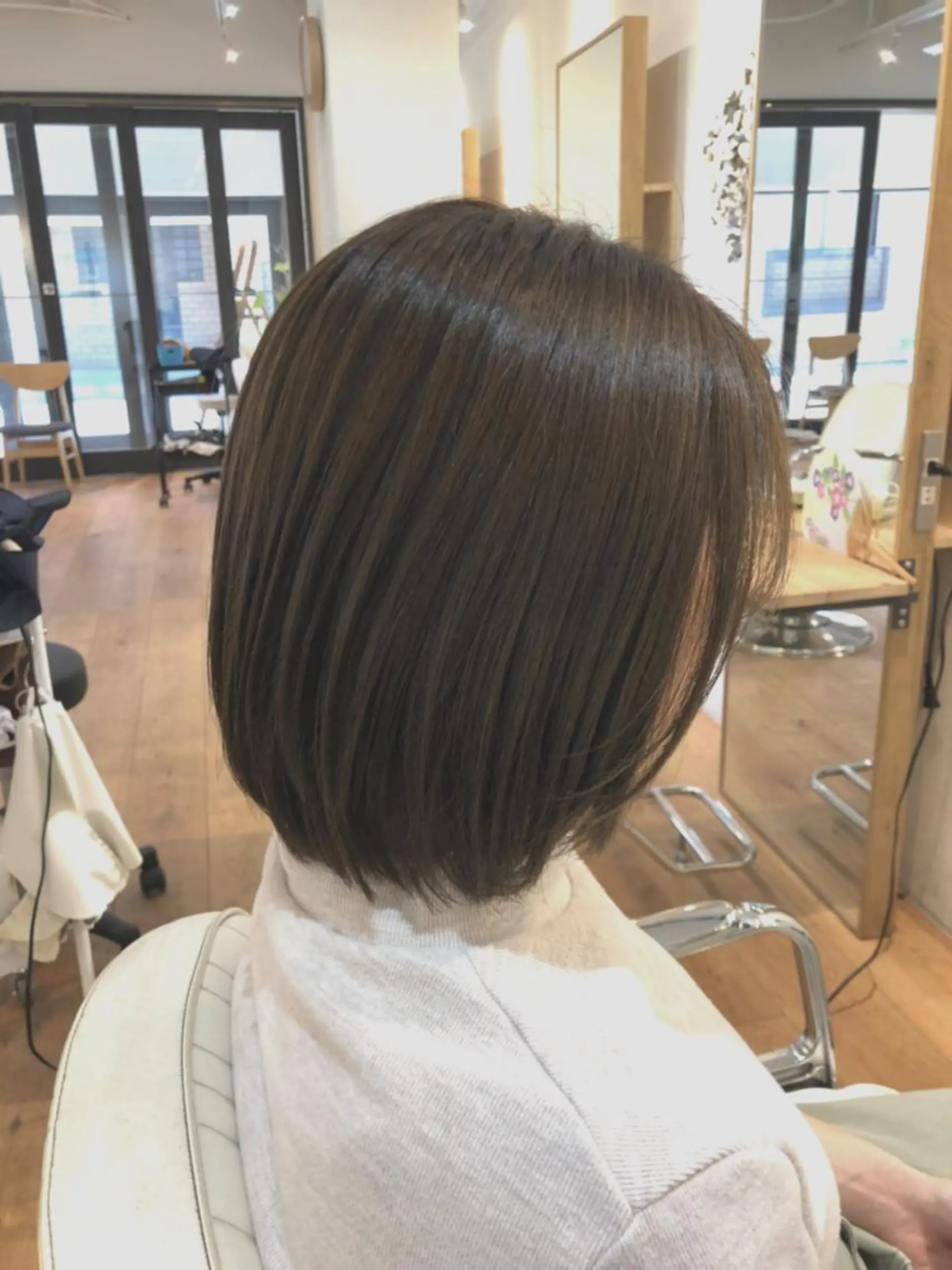 ショート カット ヘアカラー newi京橋 【sachi】のヘアスタイル