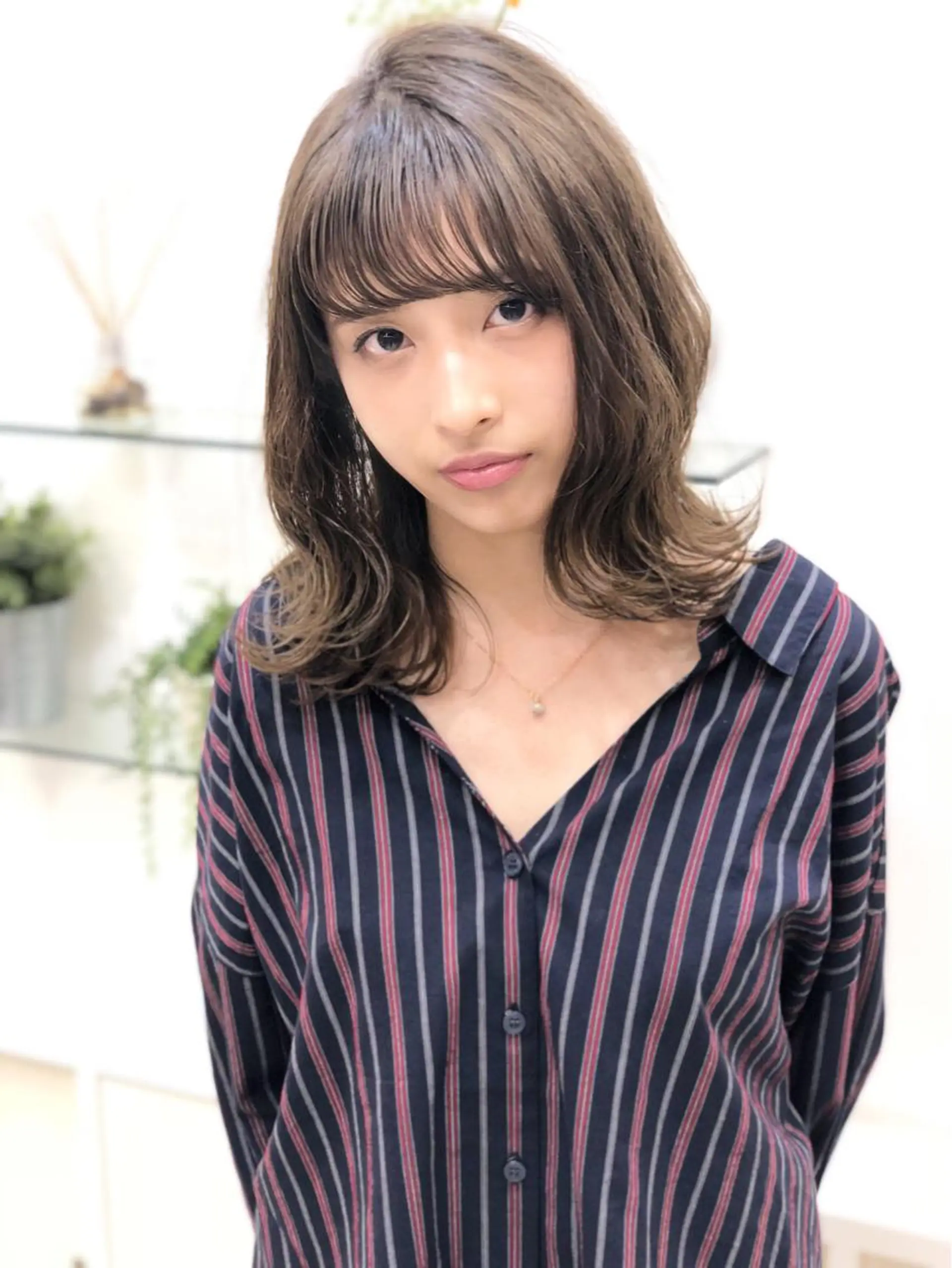 ミディアム カラー アッシュ 小顔カット ディレクター ノナカのヘアスタイル