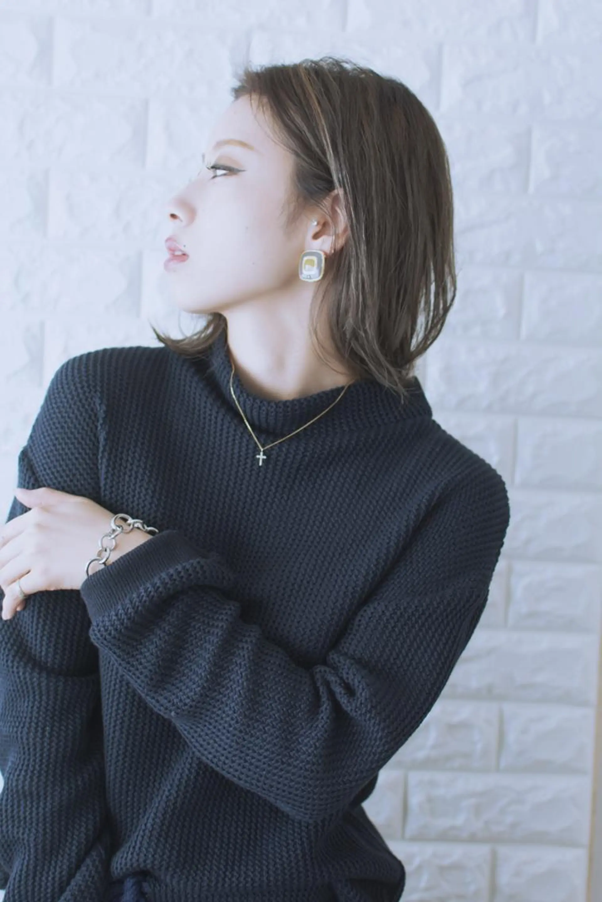 ミディアム カラー ショートボブ ベージュカラー ブルーカラー ブルージュ グレージュ 撮影モデル 斉藤 正敏のその他イメージ