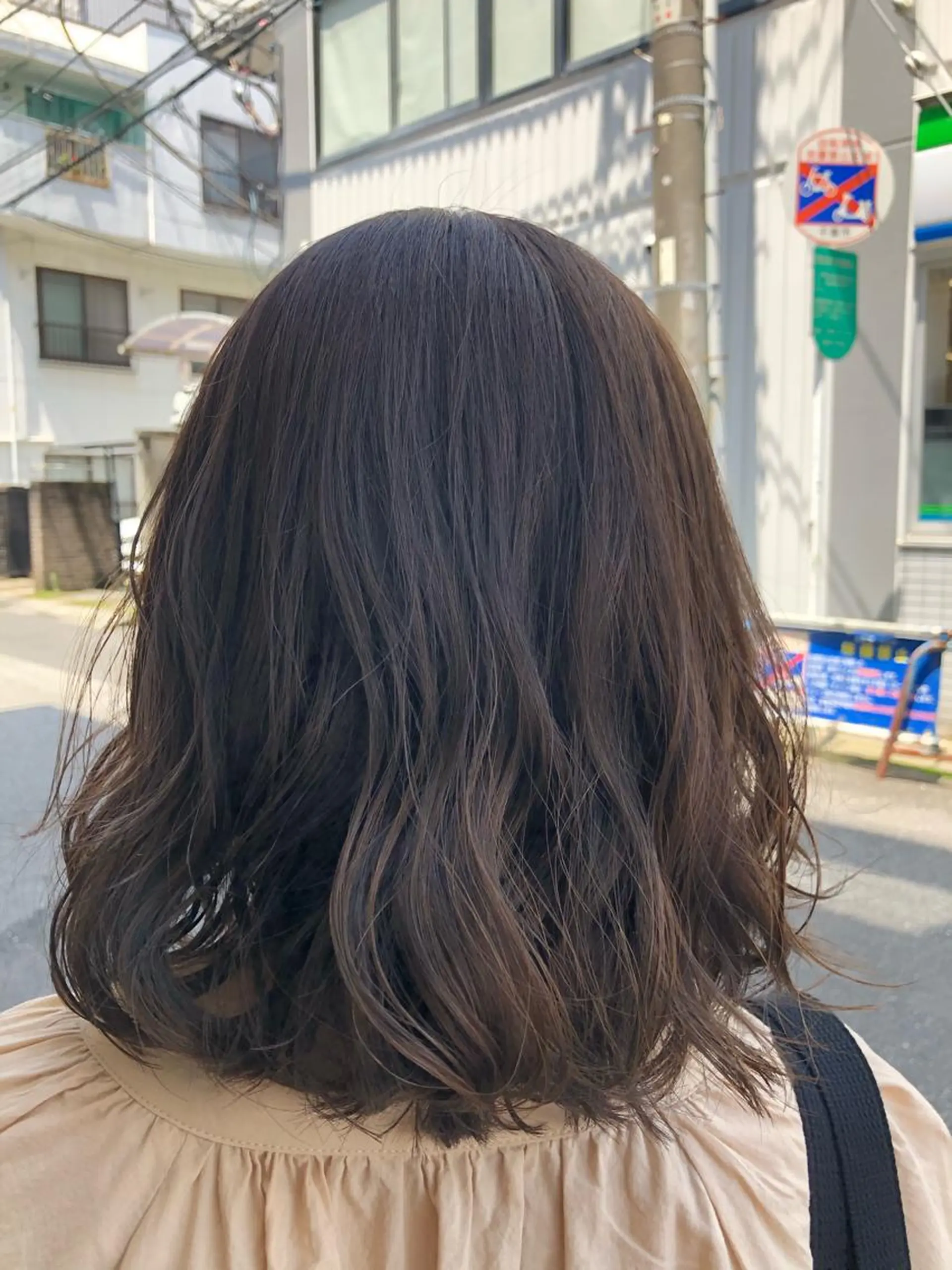 ミディアム カラー アディクシーカラー アッシュ ベージュカラー 透明感カラー ✨🌿大人可愛い愛さ れhair🌿✨松本のヘアスタイル