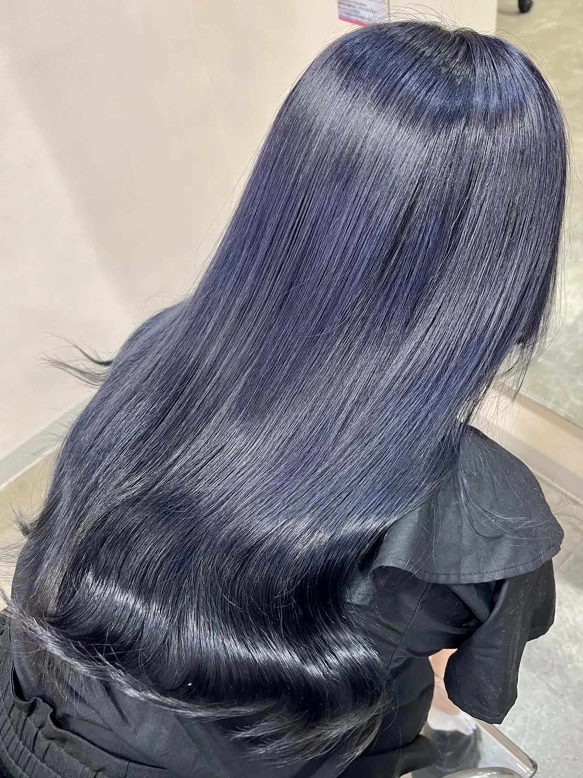 ミディアム ヘアカラー トリートメント Hanna by W_SALONのヘアスタイル