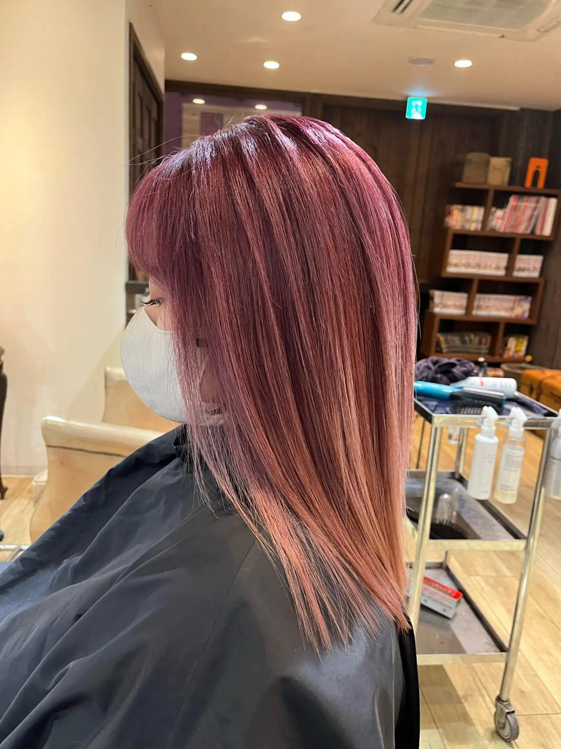 ミディアム カラー ブリーチ ブリーチなしカラー 縮毛矯正 ヘアカラー VOYAGE所属・中園 康のヘアスタイル