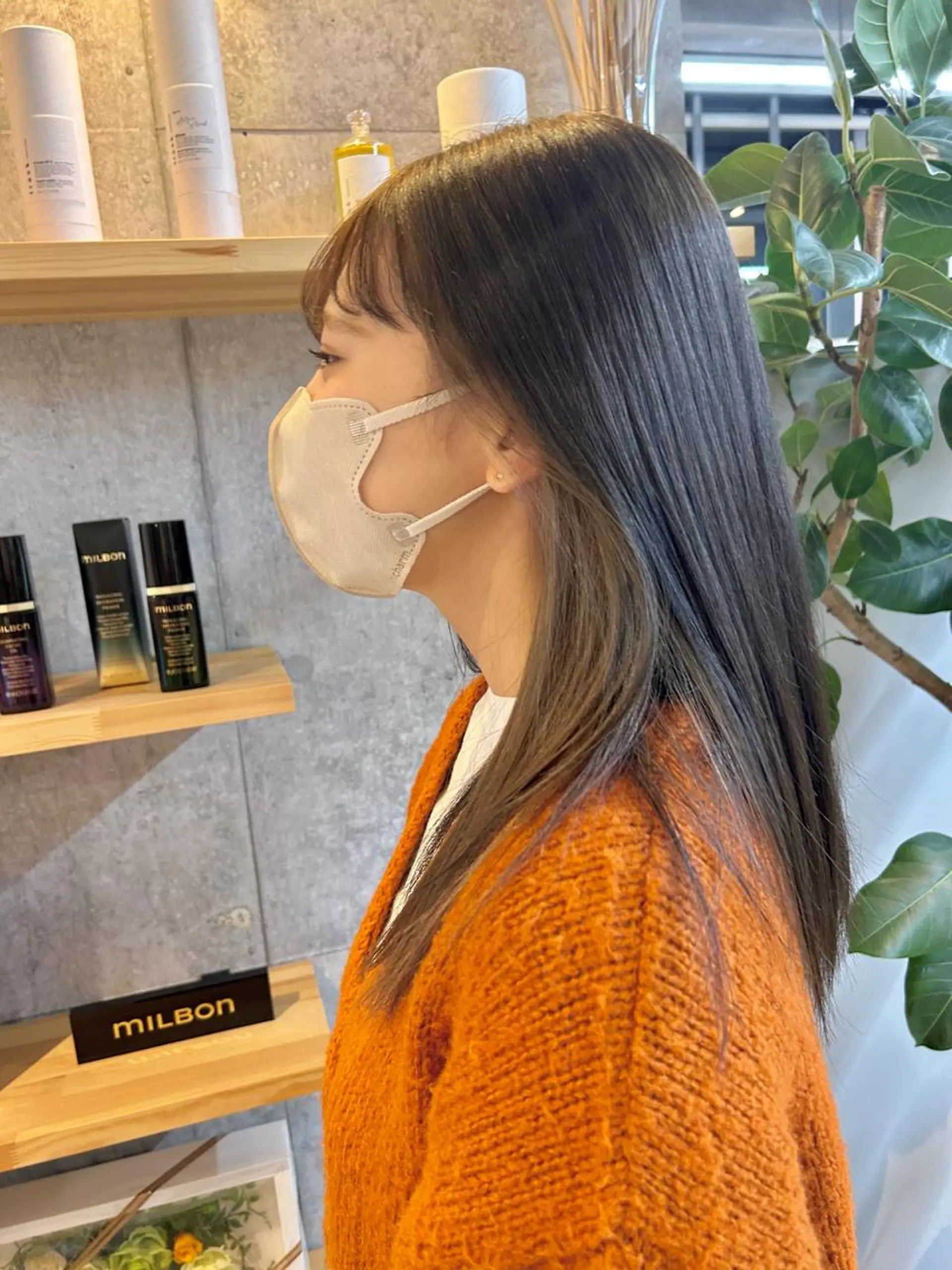 ロング カラー ブリーチ ケアブリーチ ダブルカラー イヤリングカラー ハイライトカラー カット ヘアカラー ハイトーンカラ ー/小川のヘアスタイル