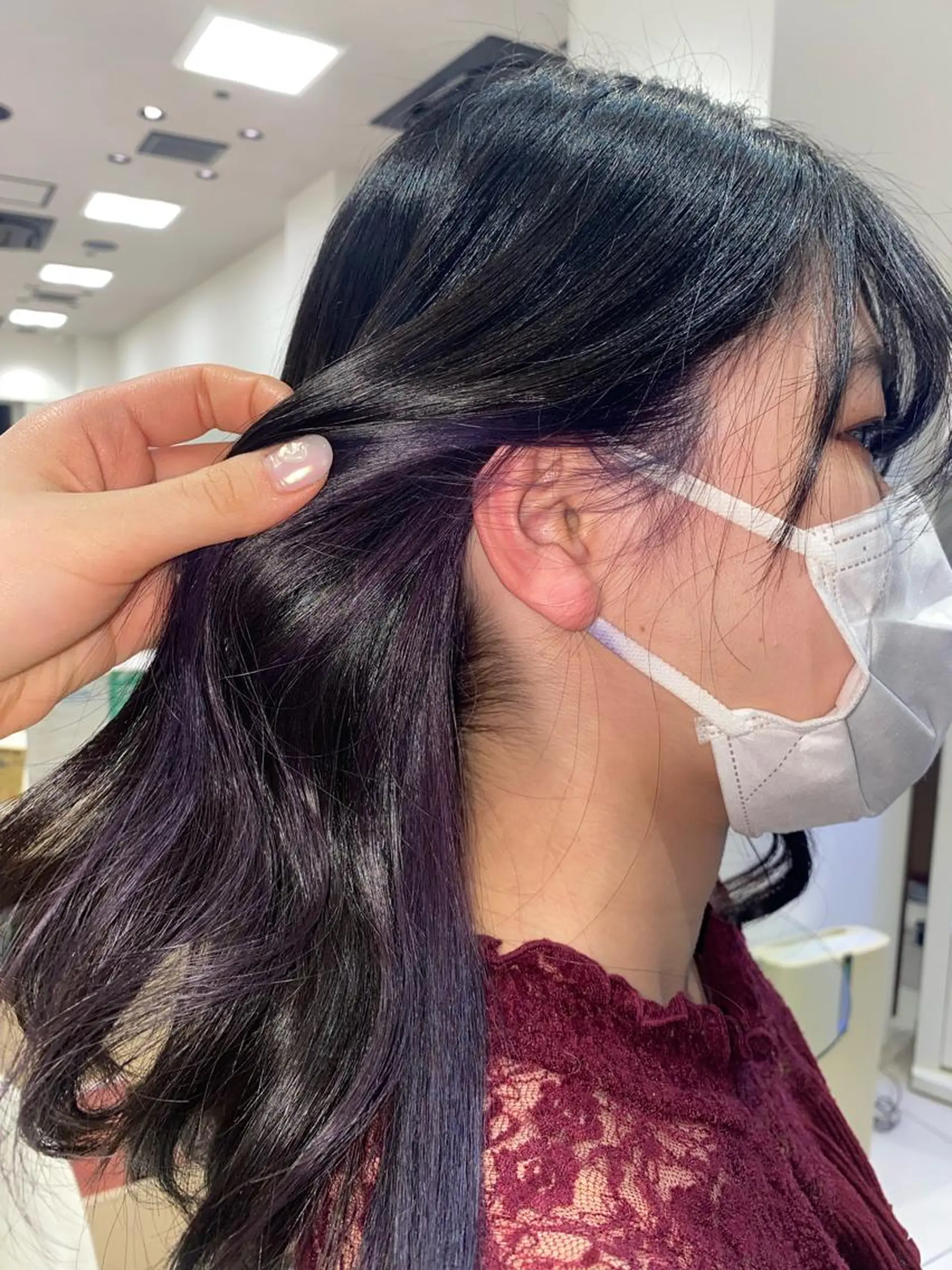 セミロング ヘアカラー ‎‪🩰 艶髪美髪 shiori🫧のヘアスタイル