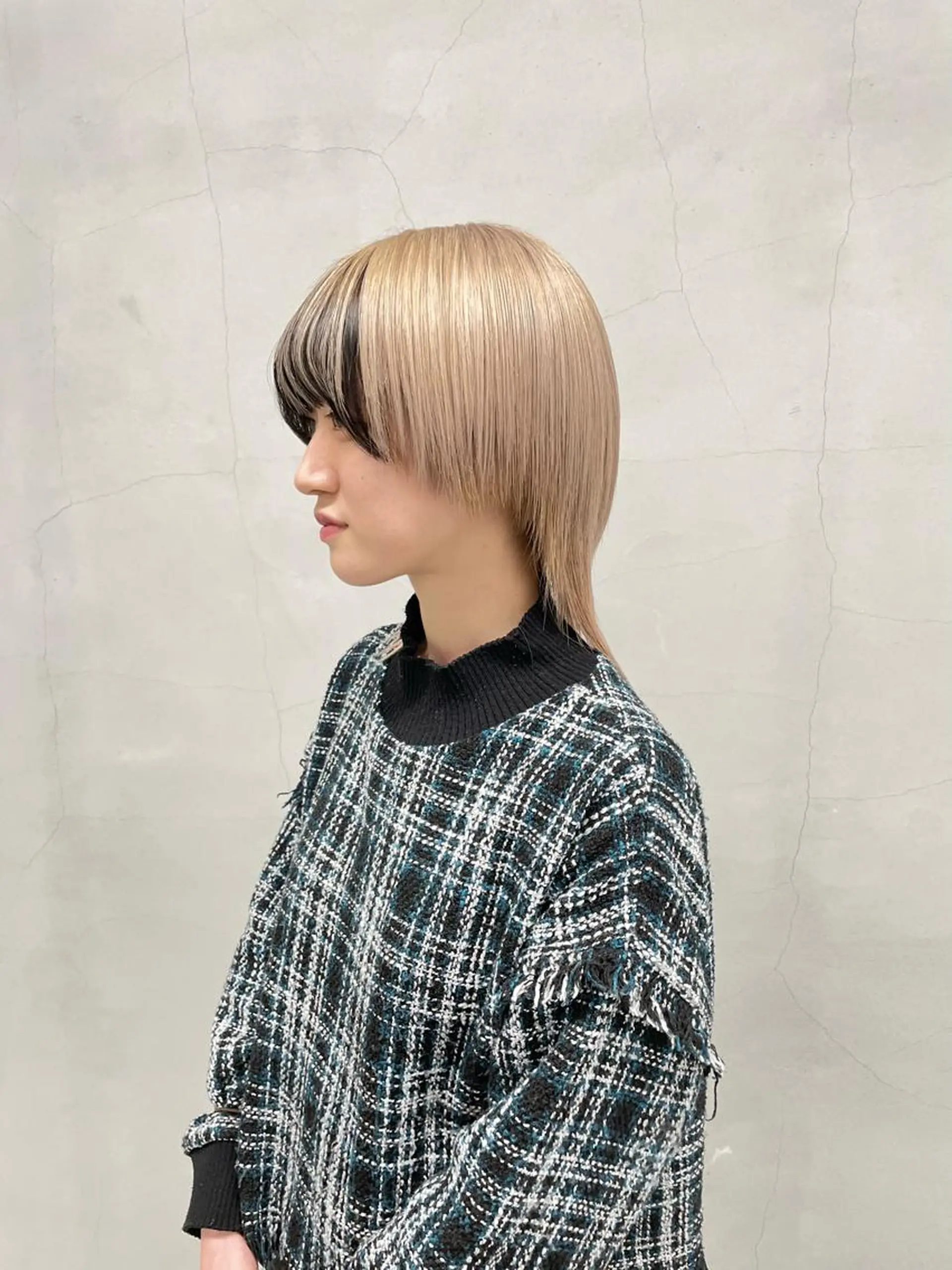 セミロング カラー ベージュカラー ミルクティーベージュ ヘアカラー トリートメント 才下 ゆいのヘアスタイル