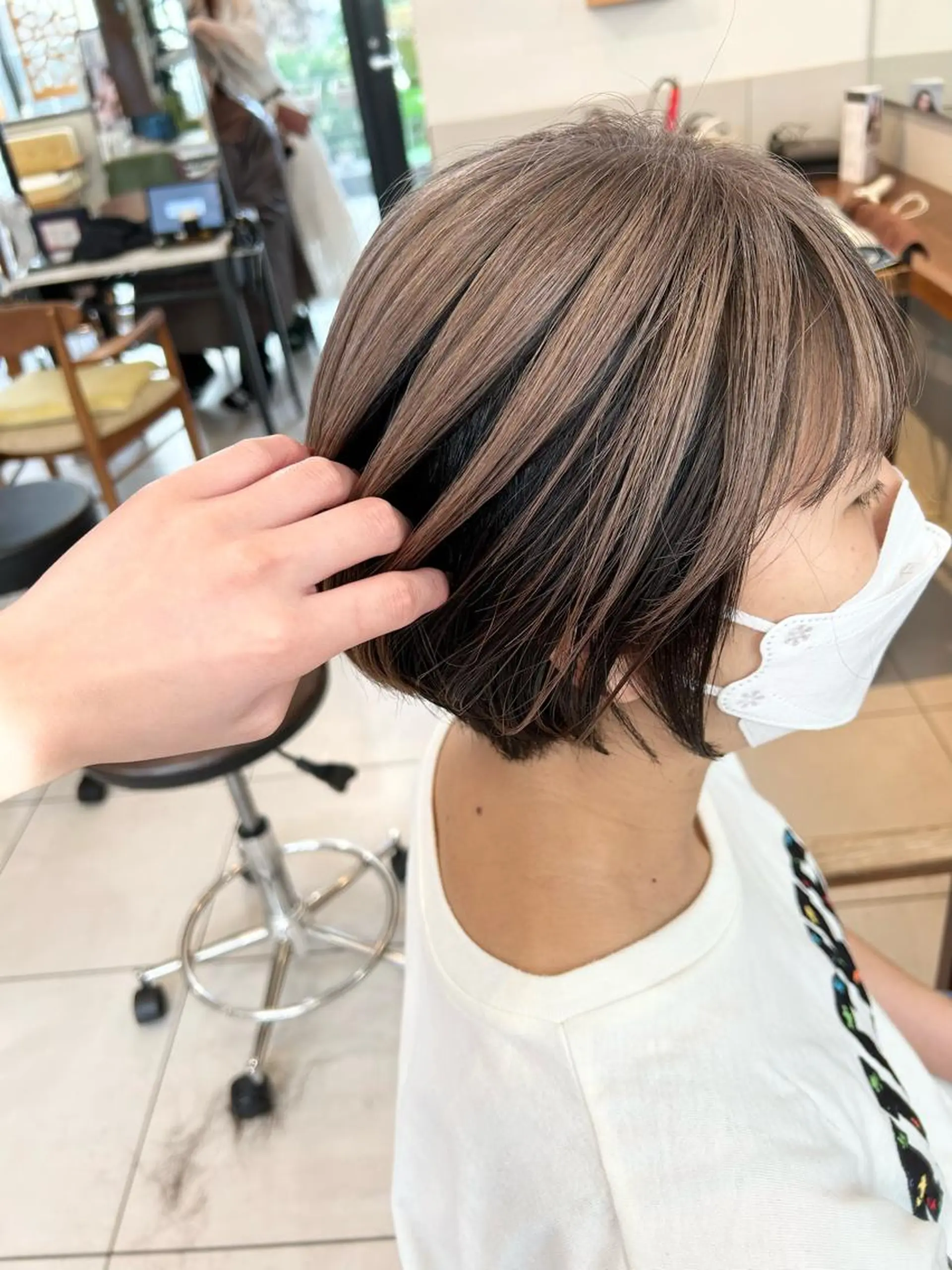 ミディアム カラー ブリーチ ヘアカラー 艶カラー/耳つぼ/ 浴衣着付け/渡辺奈緒のその他イメージ