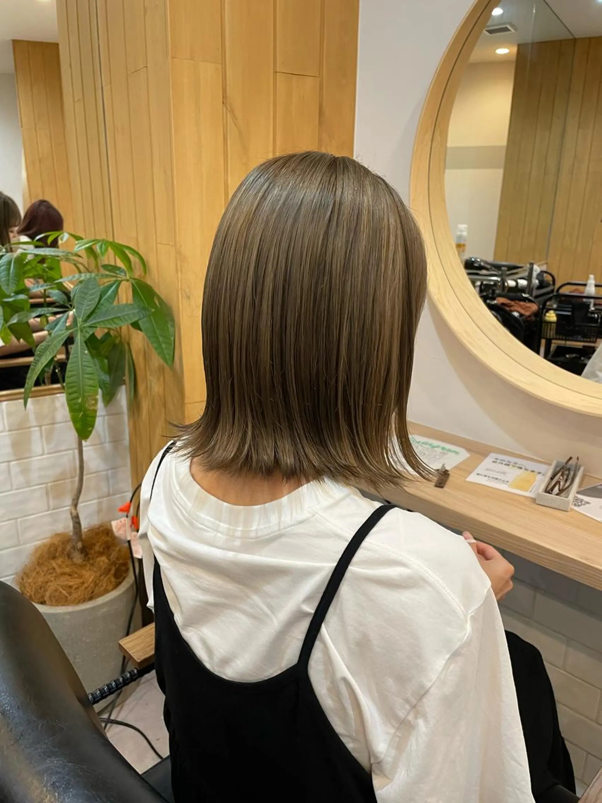 ショート カラー yohaku misakiのヘアスタイル