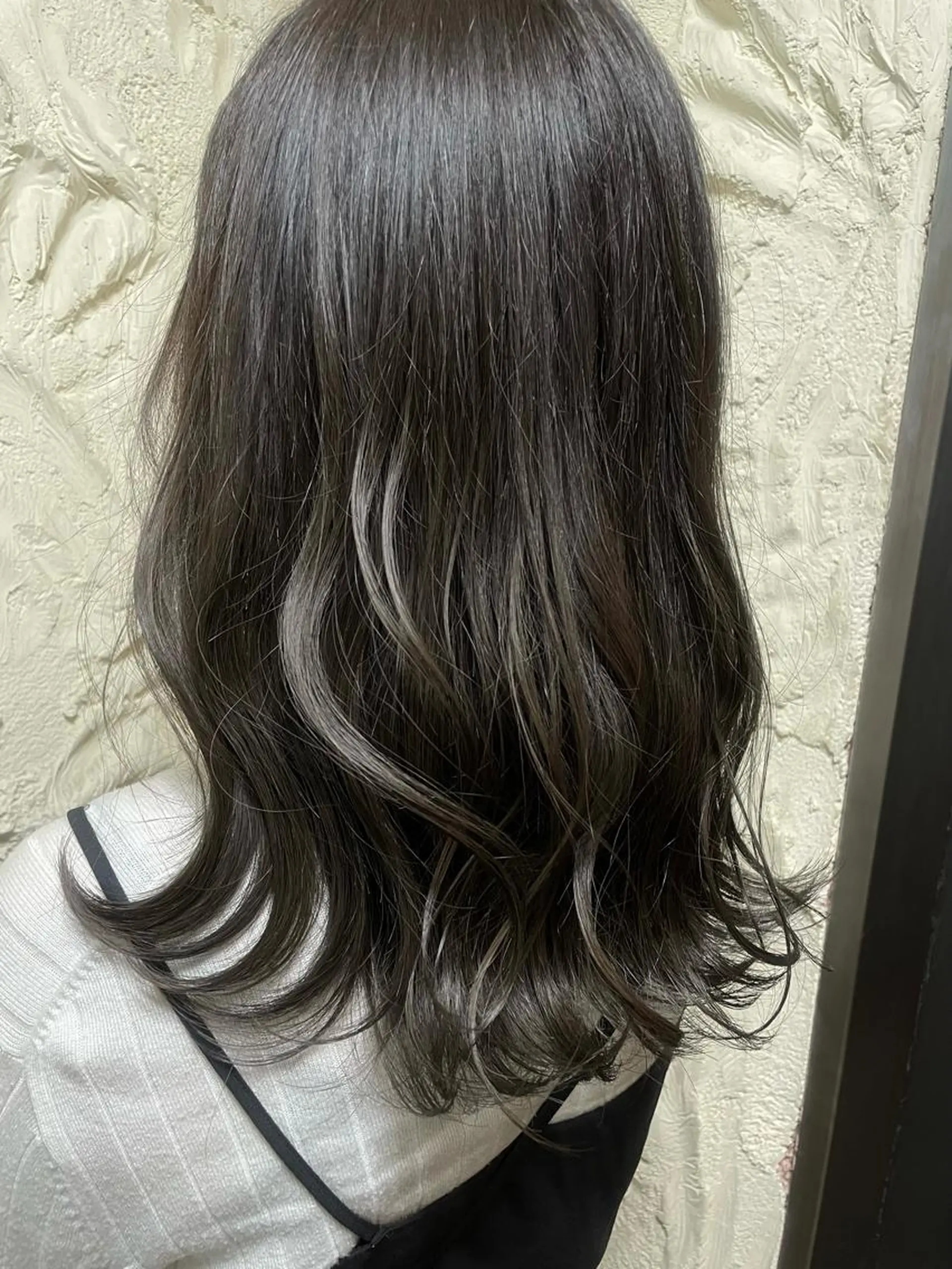 ロング アッシュ カット ヘアカラー sawa tamaeのヘアスタイル