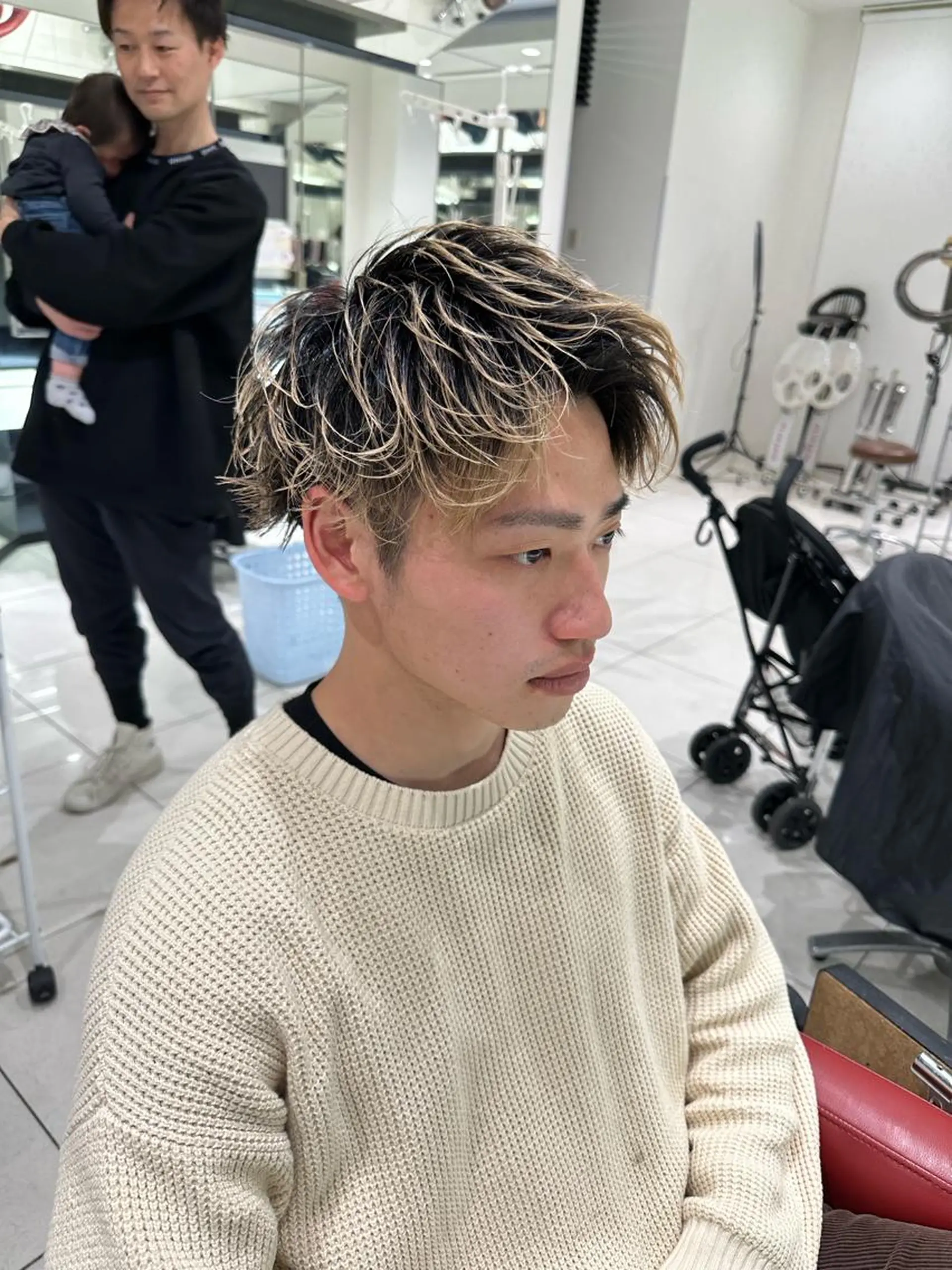 ショート メンズ メンズブリーチ メンズパーマ カット ヘアカラー パーマ 阪本祥樹/ハイライト /バレイヤージュのヘアスタイル
